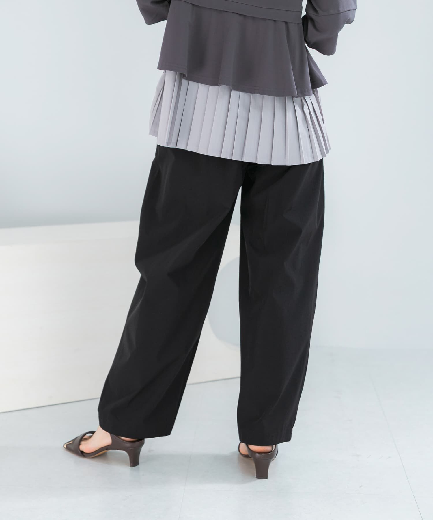 URBAN RESEARCH ROSSO「ELENDEEK　EASY TUCK COCOON PANTS」|その他|