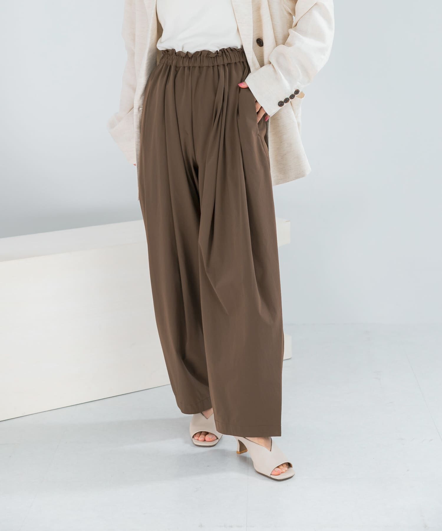 URBAN RESEARCH ROSSO「ELENDEEK　EASY TUCK COCOON PANTS」|その他|