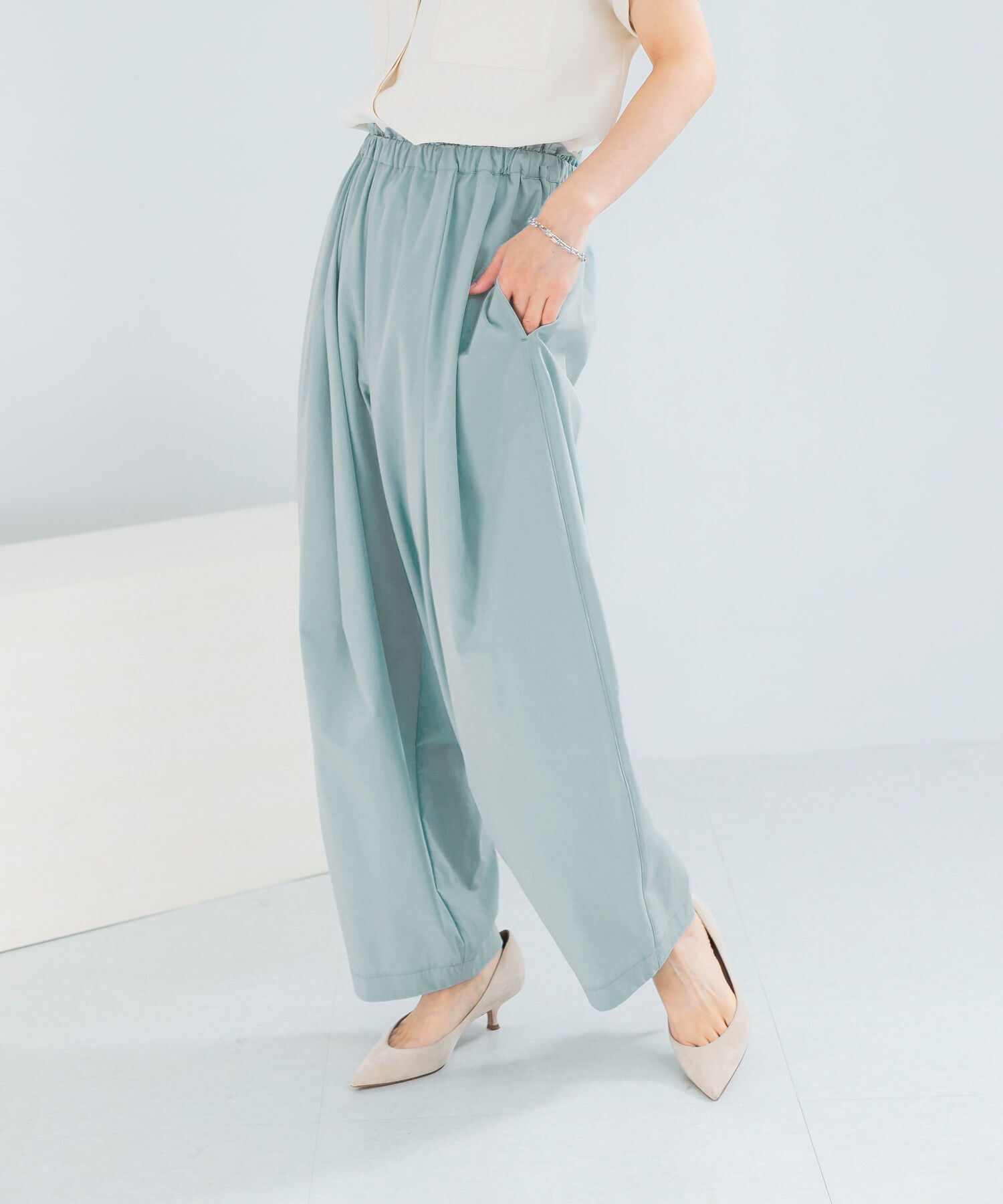 URBAN RESEARCH ROSSO「ELENDEEK　EASY TUCK COCOON PANTS」|その他|