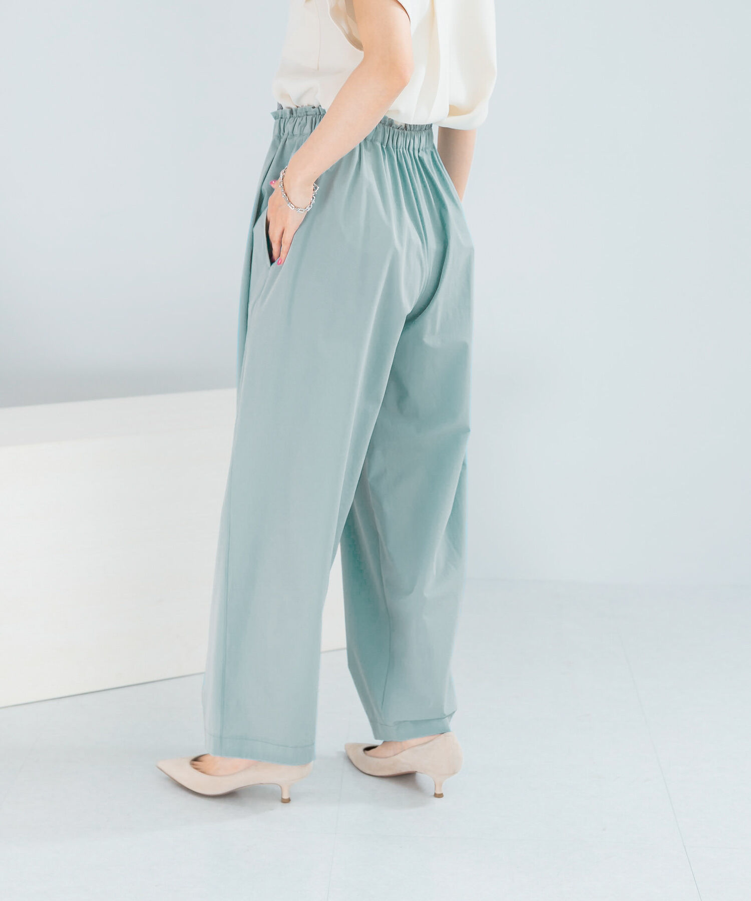 URBAN RESEARCH ROSSO「ELENDEEK　EASY TUCK COCOON PANTS」|その他|