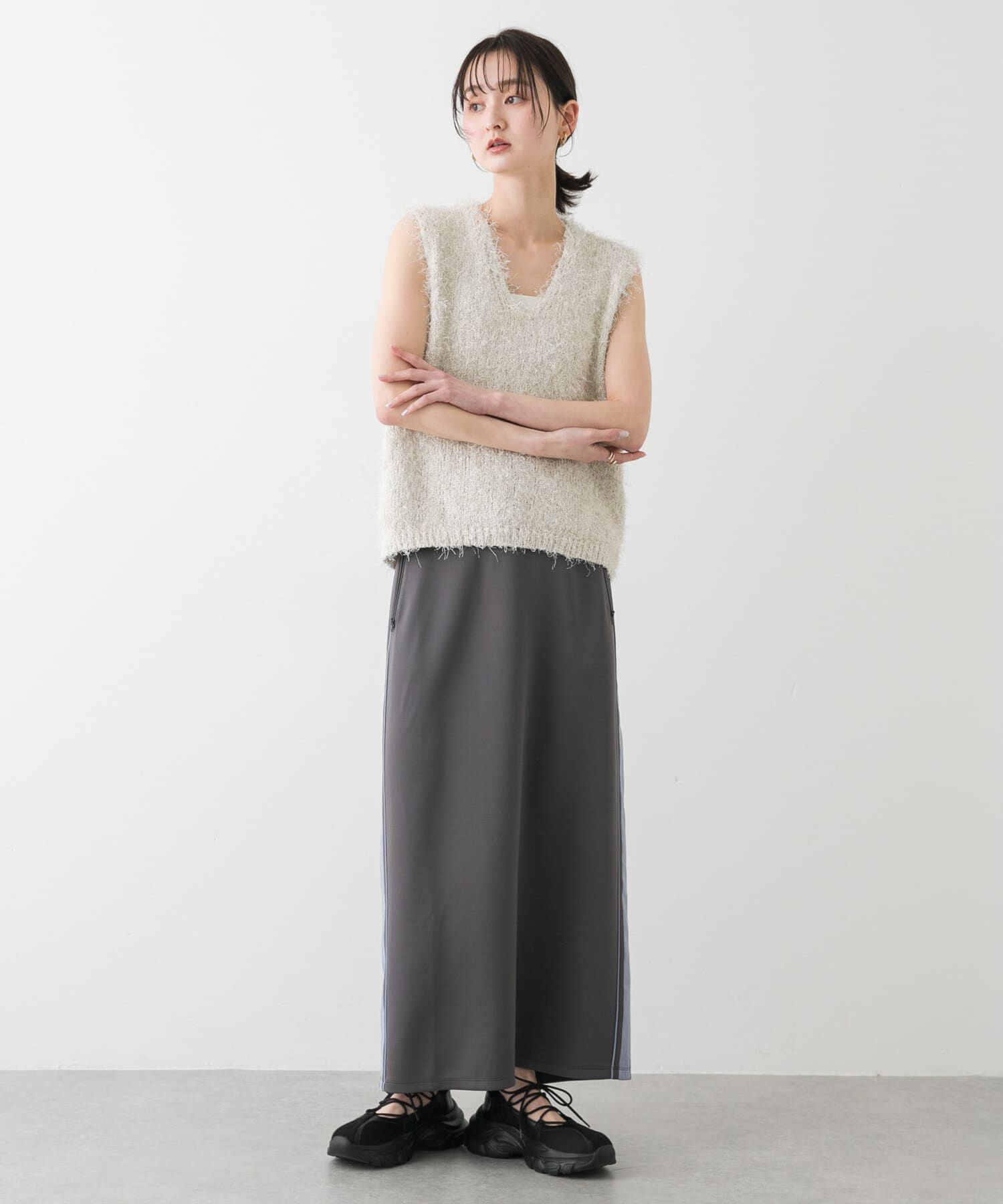 SENSE OF PLACE by URBAN RESEARCH「『洗濯可』スパンコールラメフェザーニット」|ニット・セーター|