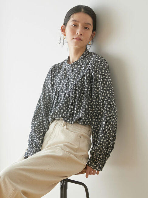 AMERICAN HOLIC「サラッとラグランプリントブラウス」|シャツ・ブラウス|フラワーブラック