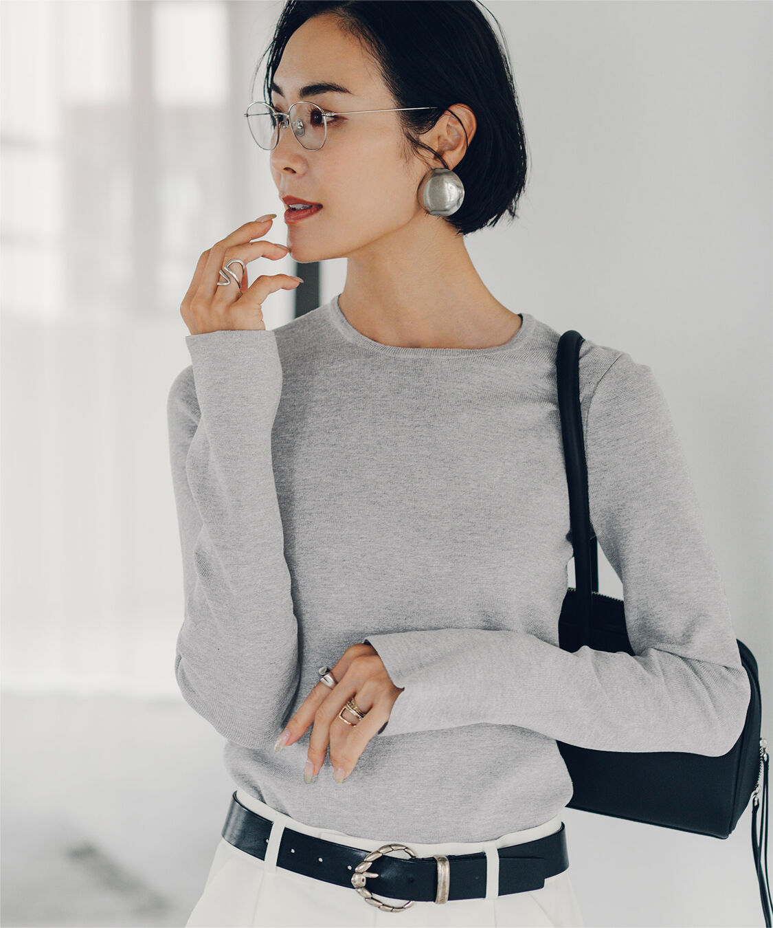 ur's「【小林有里さんコラボアイテム】袖スリットクルーネックニット」|ニット・セーター|