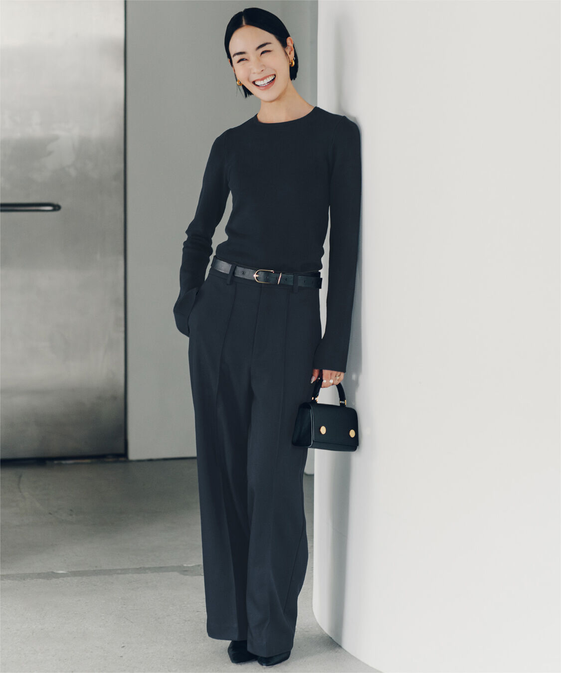 ur's「【小林有里さんコラボアイテム】袖スリットクルーネックニット」|ニット・セーター|