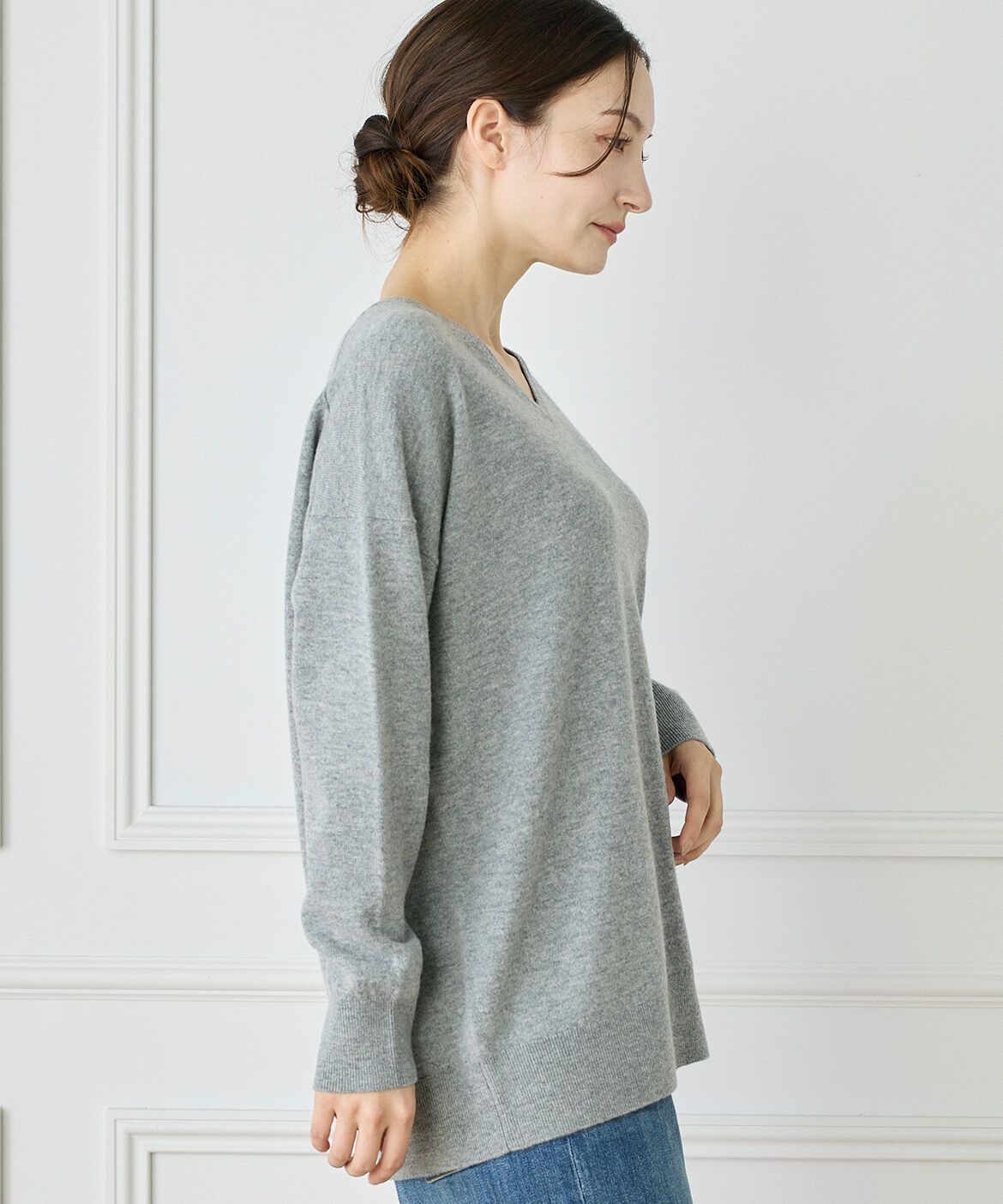 INED「《大きいサイズ》カシミヤ混Vネックチュニックニット《WEB限定カラー》」|ニット・セーター|