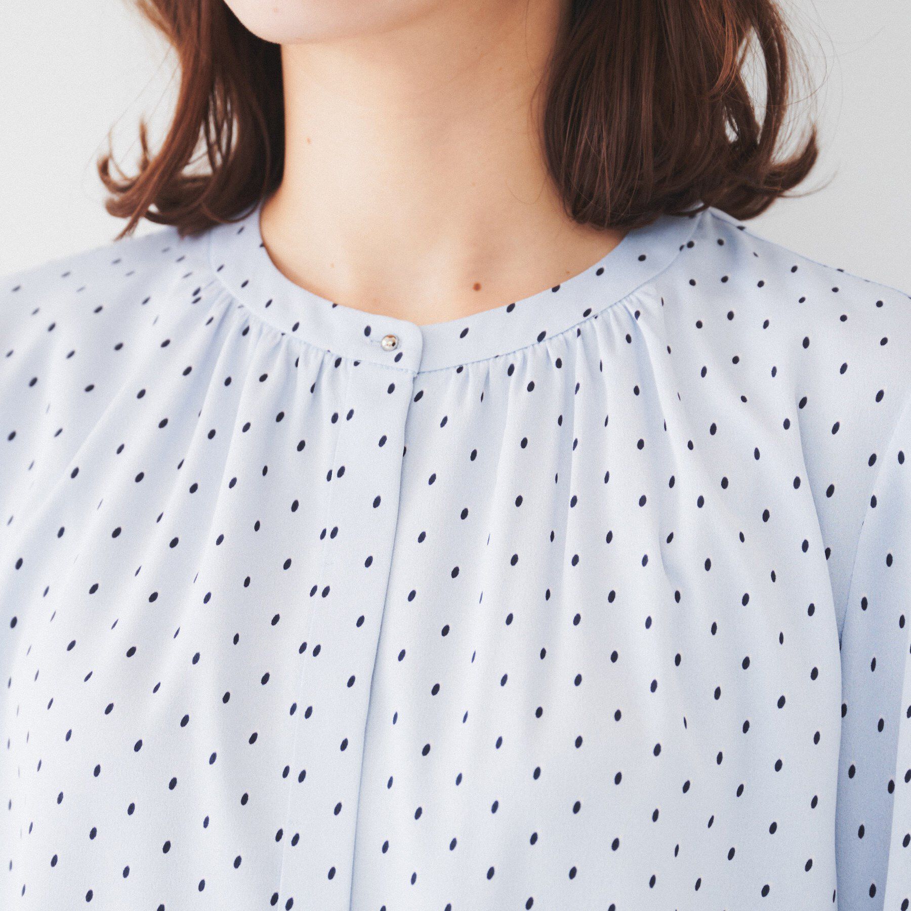 UNTITLED「【通勤】オーバルドットブラウス」|シャツ・ブラウス|