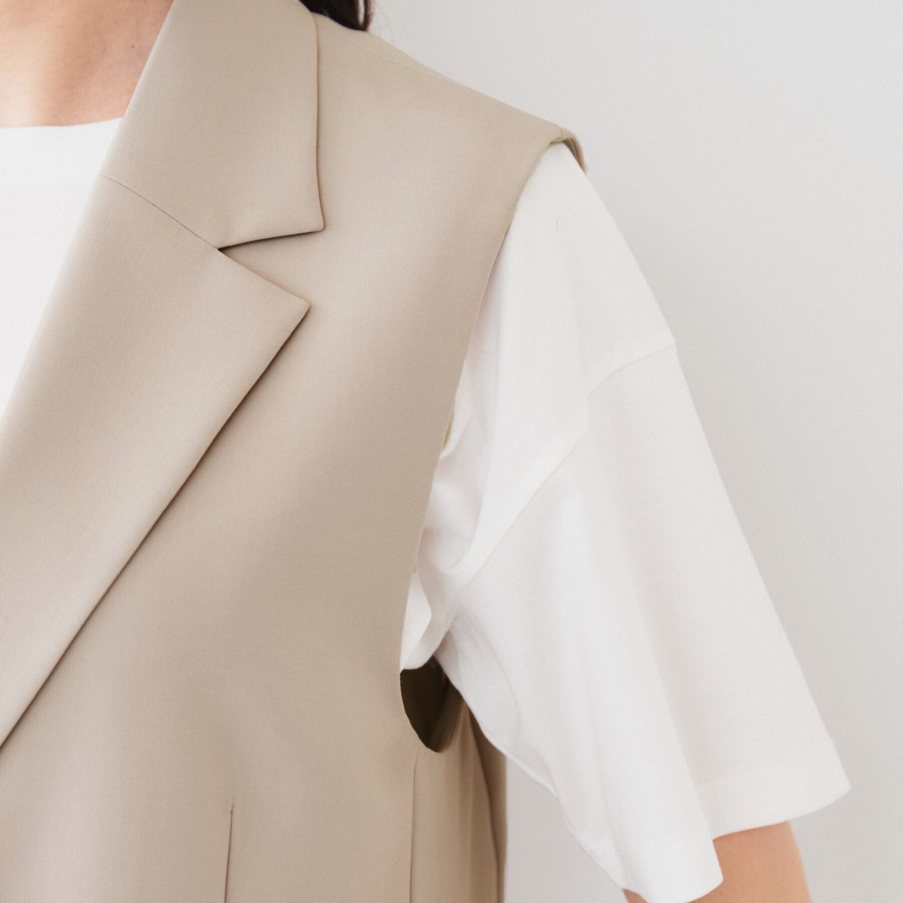 UNTITLED「【接触冷感/UV/セットアップ可能】ライトウェイト テーラードジレ」|ベスト・ジレ|