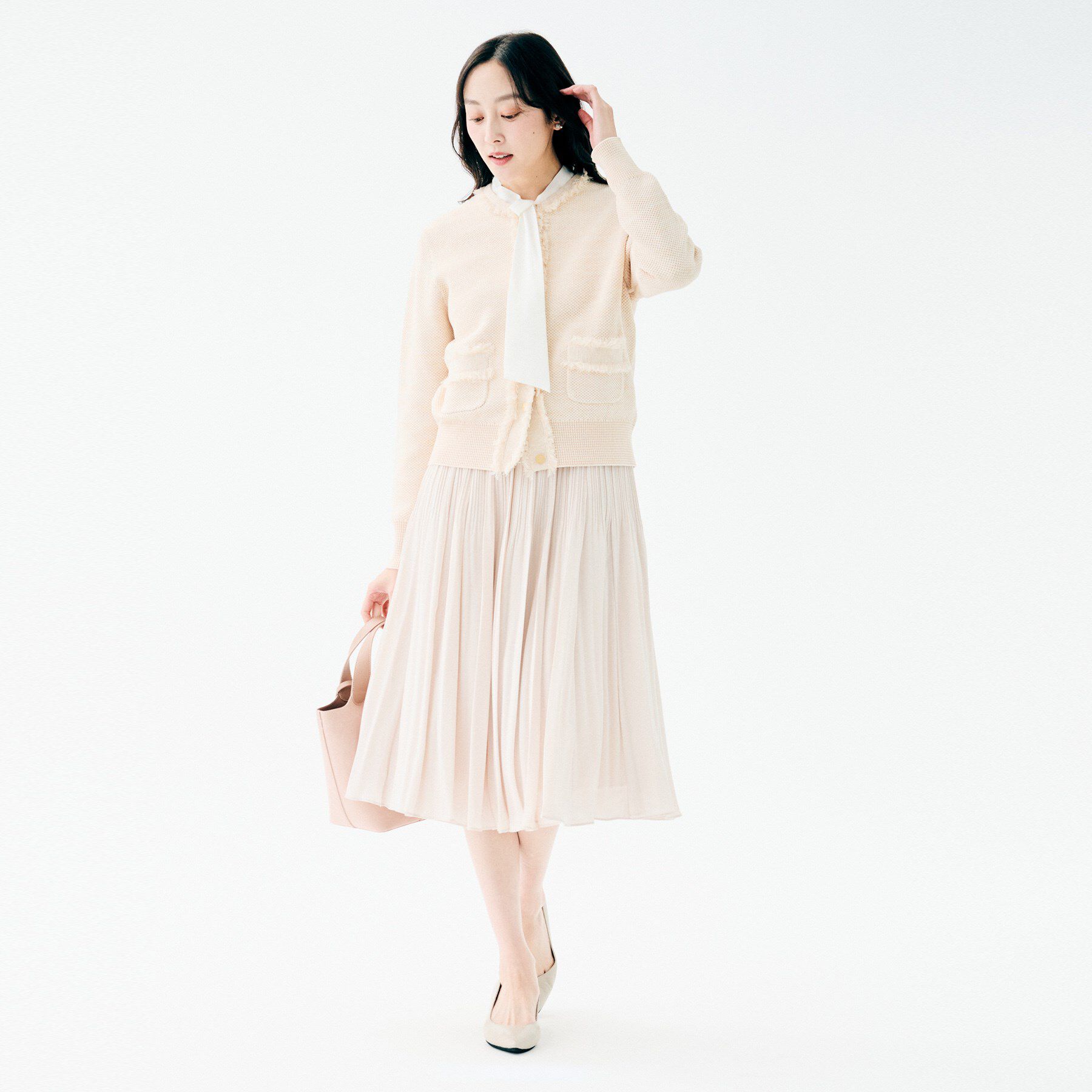 UNTITLED「【通勤/インナーブラウス】幾何柄ボウタイブラウス」|シャツ・ブラウス|