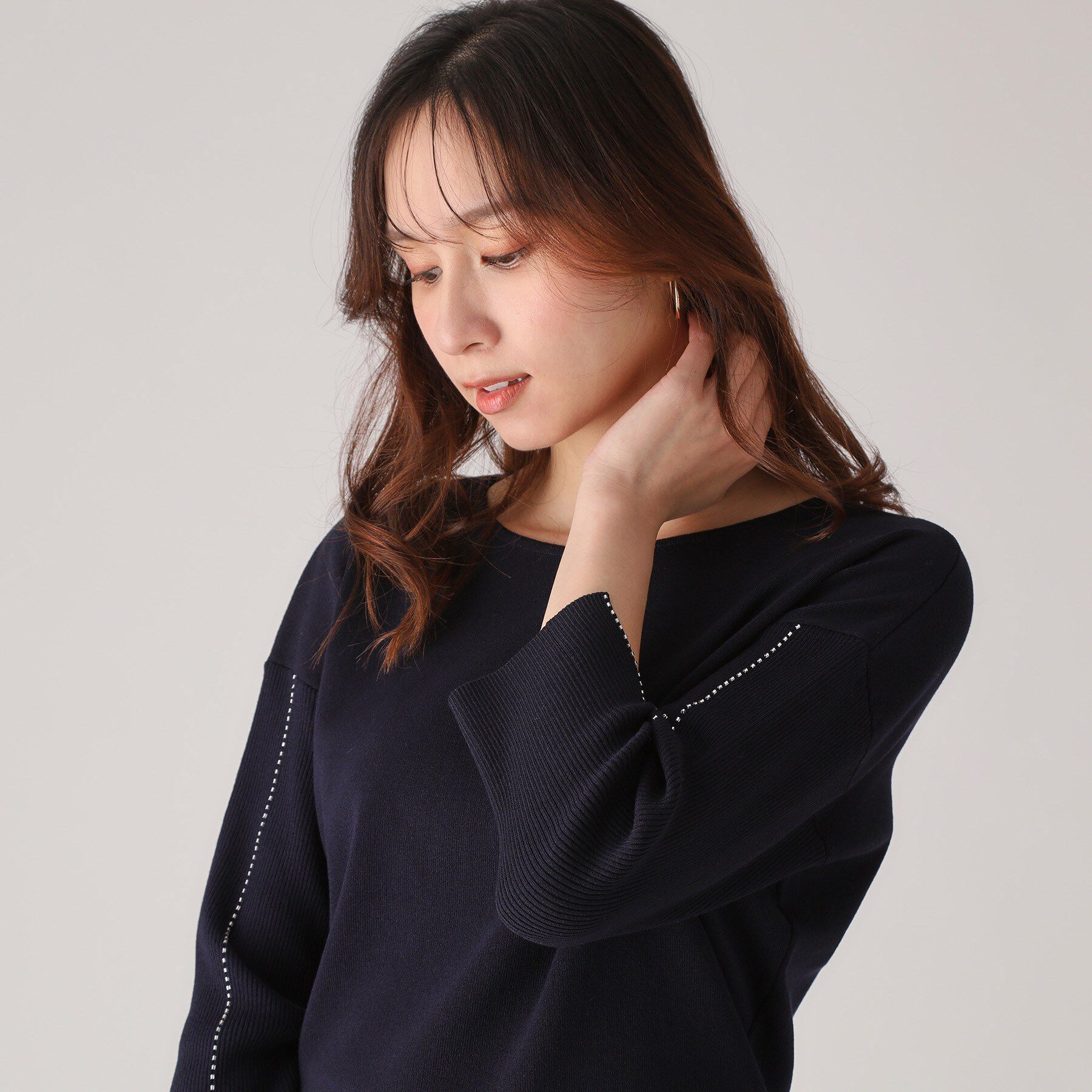 COUP DE CHANCE「【洗える】ビーズ刺しゅうニットトップス」|ニット・セーター|ネイビー(094)