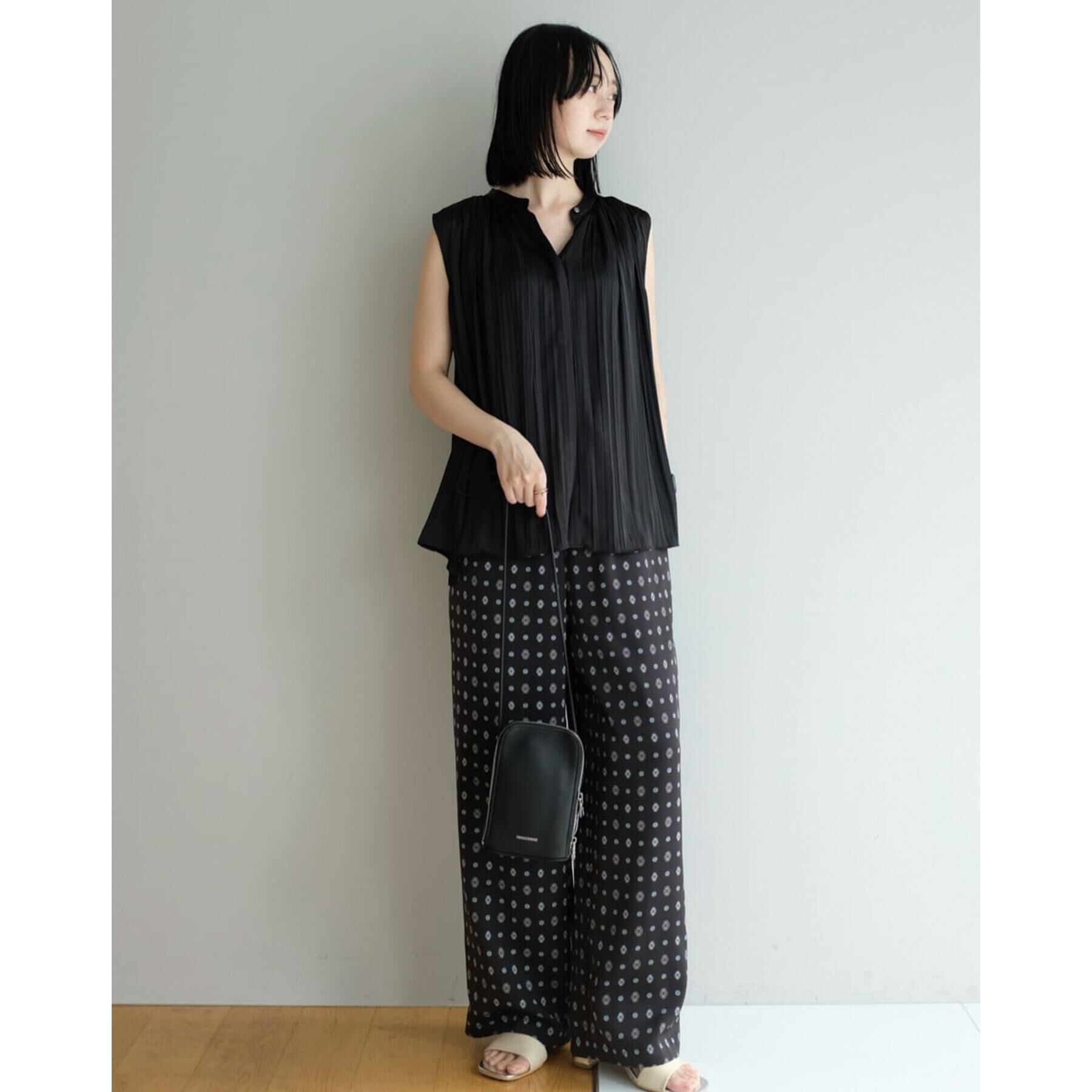 DRESSTERIOR「【洗える/きれいめ】プリーツサテンブラウス」|シャツ・ブラウス|