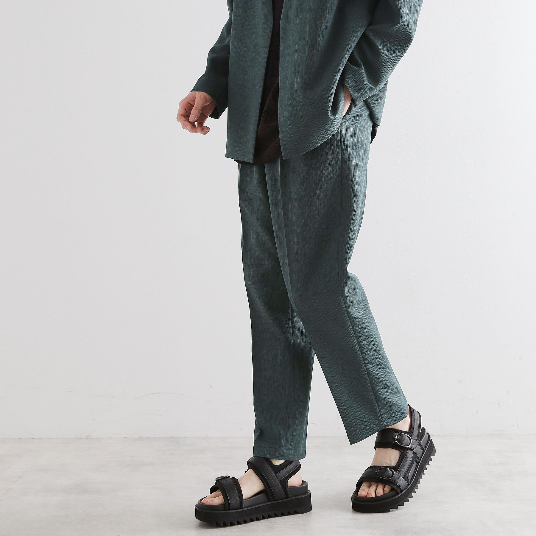 tk.TAKEO KIKUCHI「【セットアップ対応】テッククレープルーズテーパードパンツ」|その他|