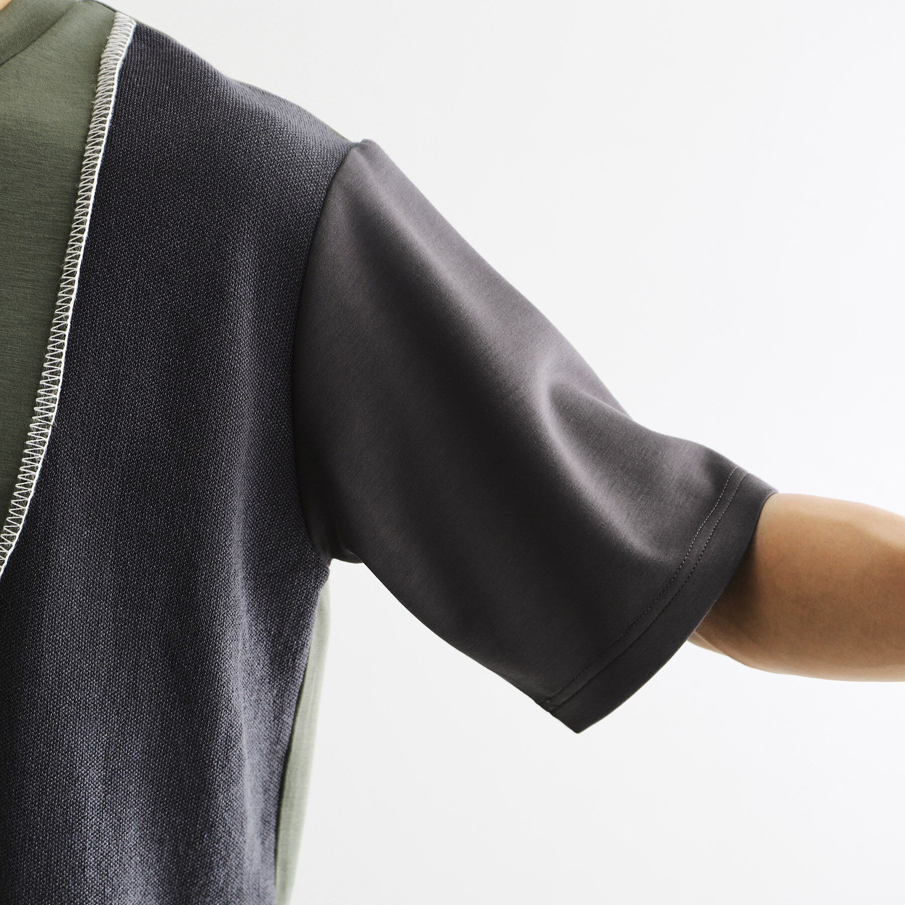 tk.TAKEO KIKUCHI「ニットドッキングカーブスイッチカットソー」|Tシャツ・カットソー|