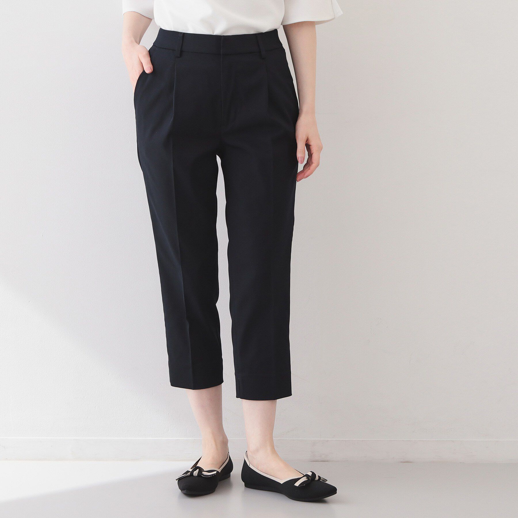 index「コンパクトストレッチカプリパンツ【洗濯機OK/吸水速乾/接触冷感/透け防止】」|その他|ネイビー(094)