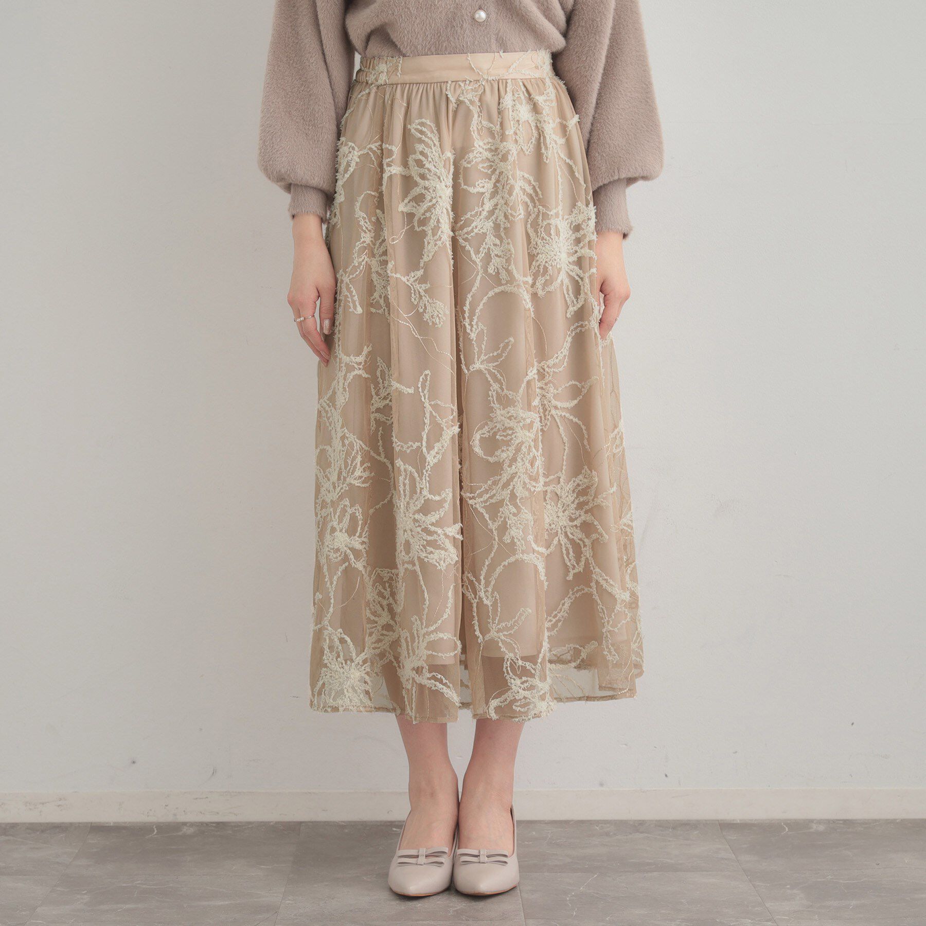 Couture broach「【ハレの日・通勤】ラメ刺繍ブークレチュールスカート」|スカート|
