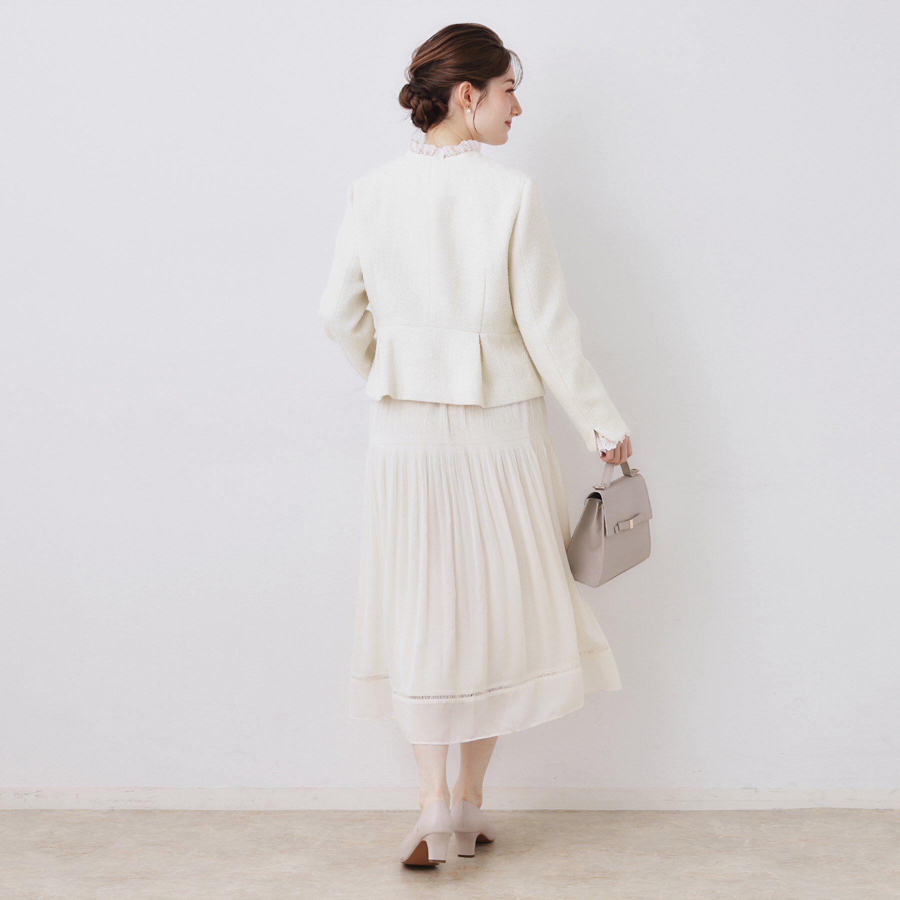 Couture broach「【ハレの日・通勤】カルゼスラブツイードジャケット」|ノーカラージャケット|