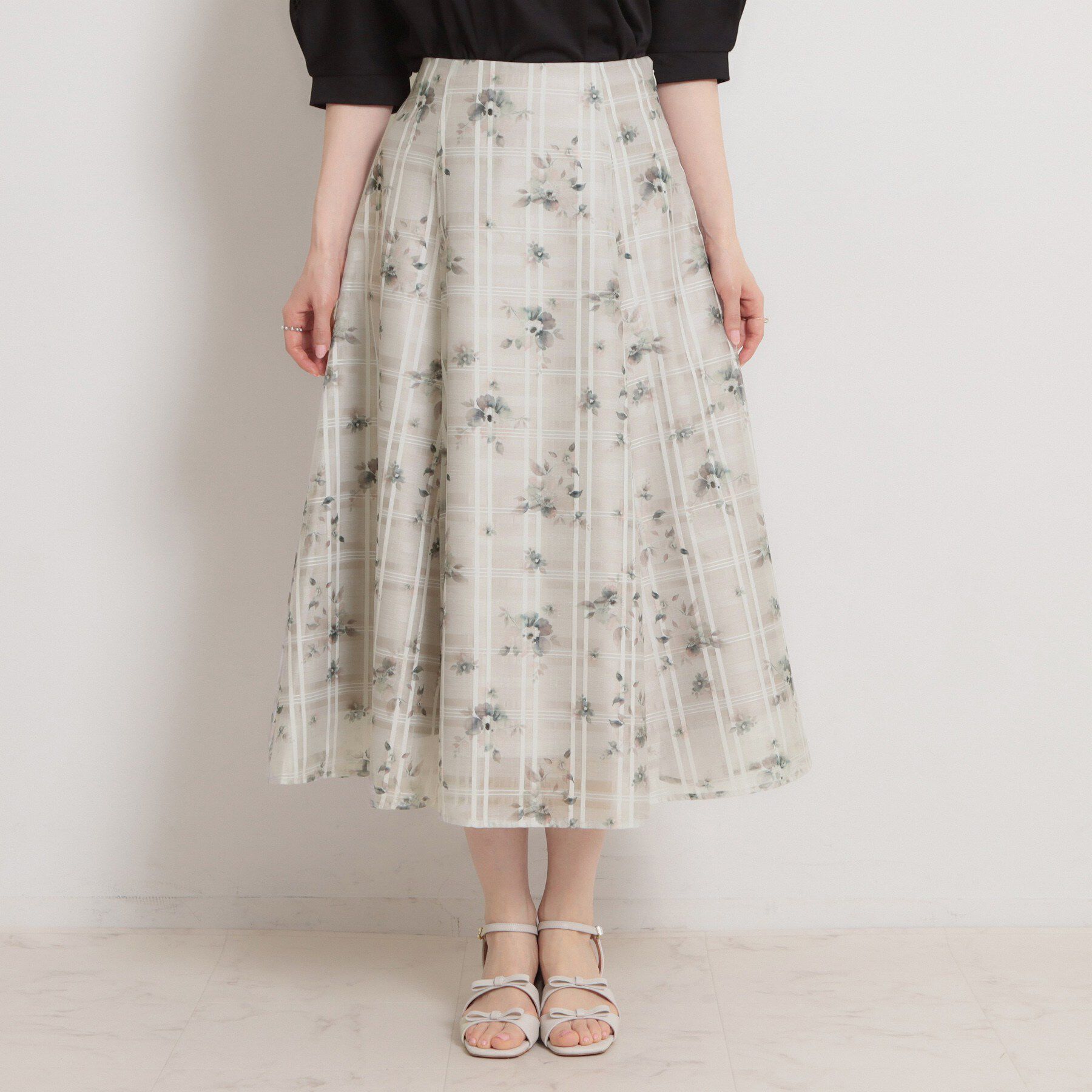 Couture broach「【洗える・着映え】シアーチェック フラワープリント スカート」|スカート|
