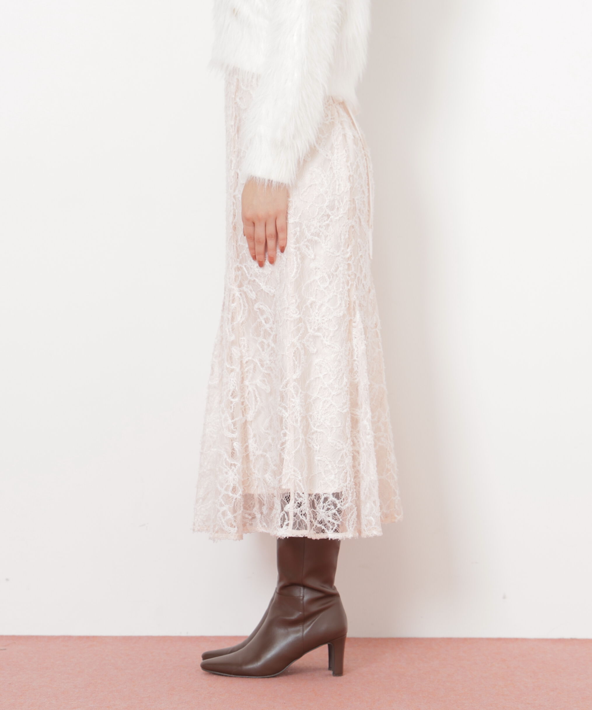  「モール刺繍レースマーメイドスカート」|スカート|