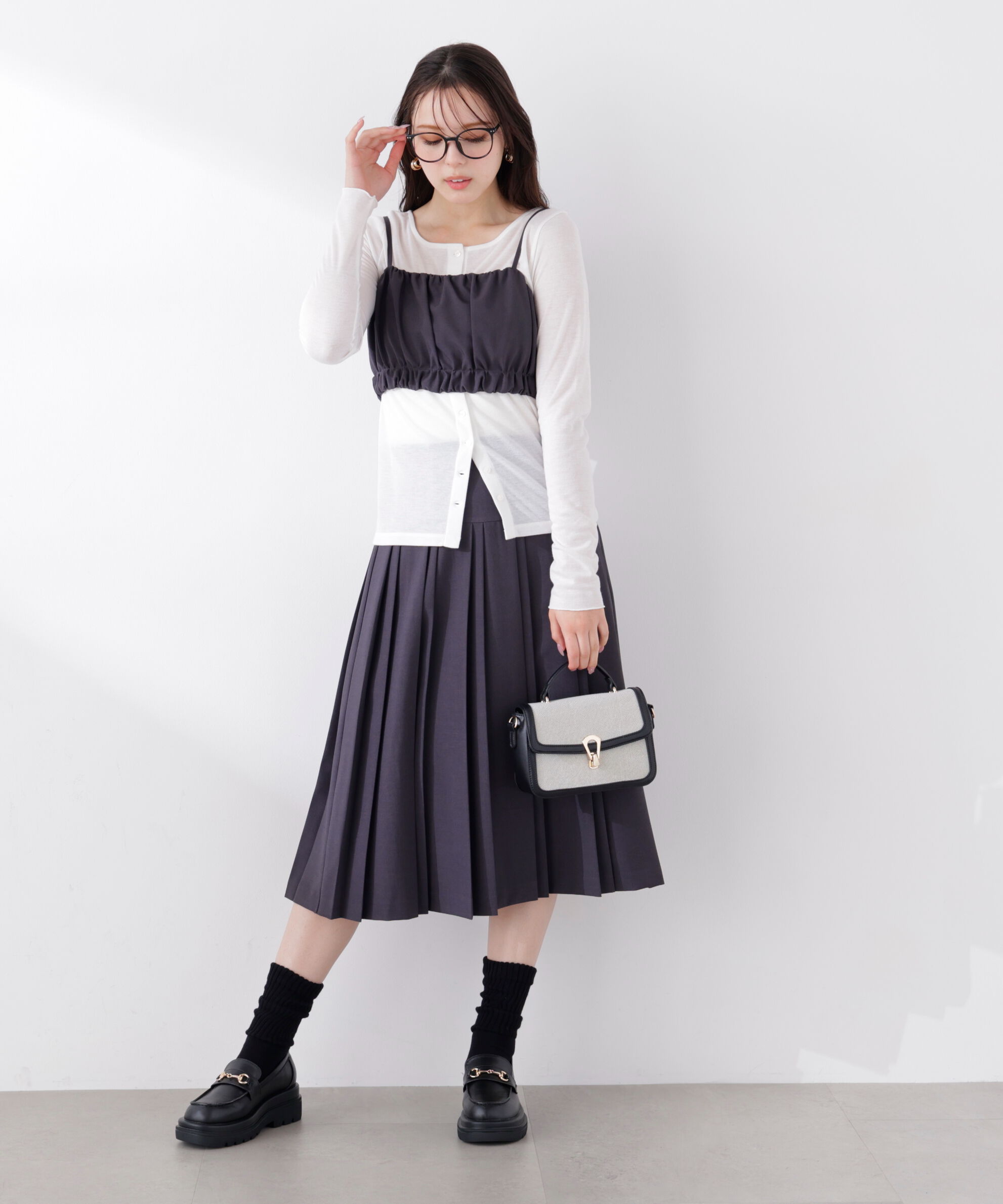 PROPORTION BODY DRESSING「ミディープリーツスカート　26SS」|スカート|チャコール2