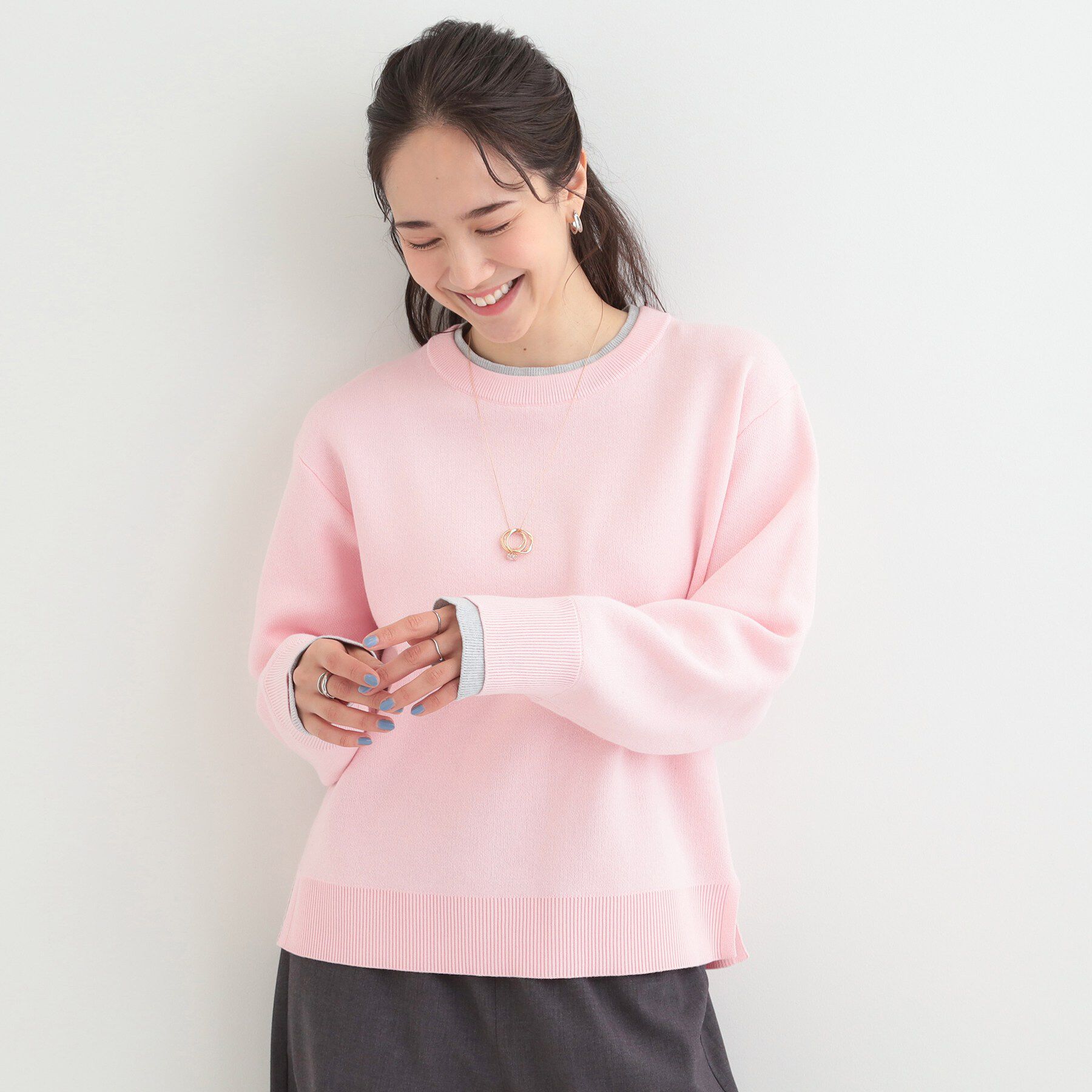 SHOO･LA･RUE「【洗濯機可/S-LL/インしなくても着られる】配色が上品 レイヤード風スウェットライクニット」|ニット・セーター|