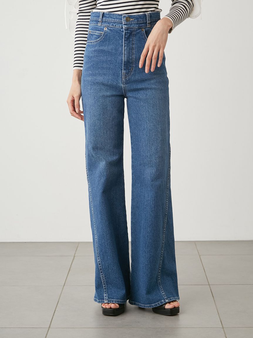 SNIDEL「Sustainableストレッチフレアデニムパンツ」|デニム|