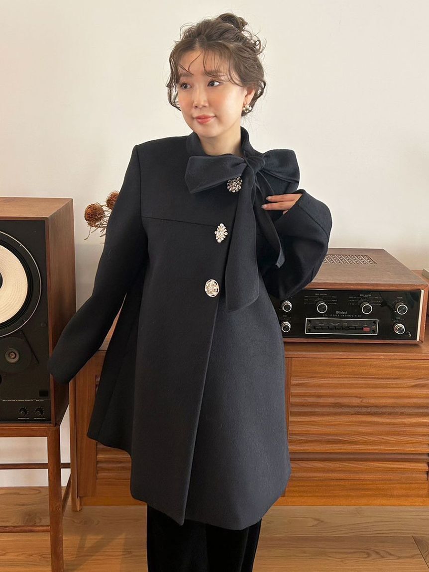 LILY BROWN「【WEB限定カラー】[L.B CANDY STOCK]Aラインビジューリボンコート」|ノーカラージャケット|