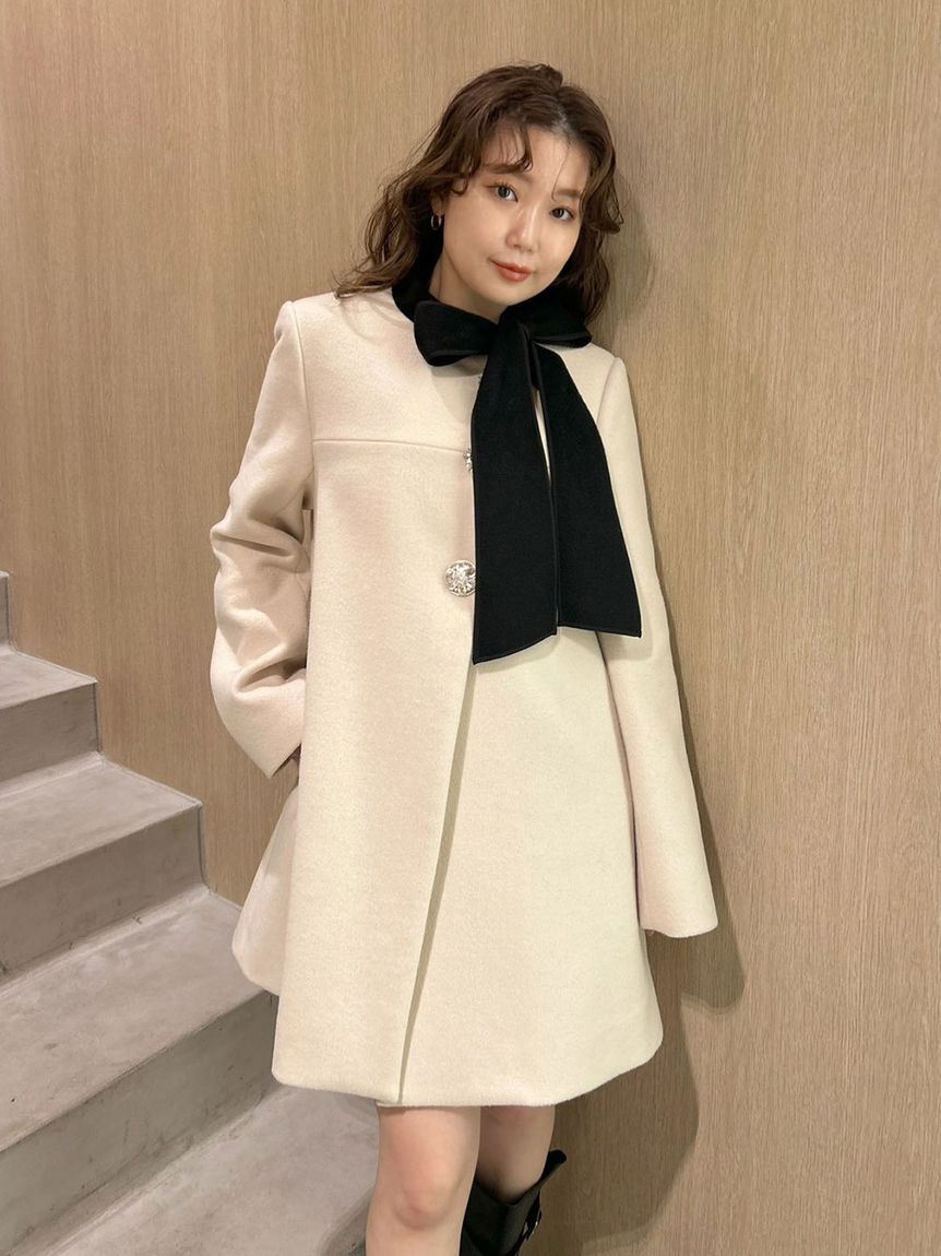 LILY BROWN「【WEB限定カラー】[L.B CANDY STOCK]Aラインビジューリボンコート」|ノーカラージャケット|