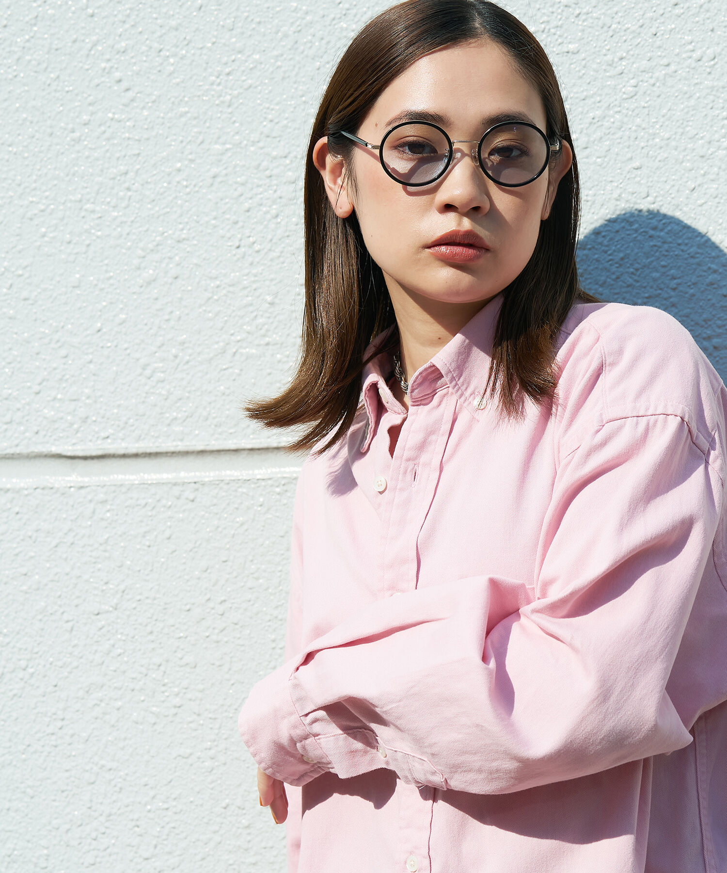  「【WEB限定】Zoff｜STUDIO SEVEN｜ラウンド型 丸型 サングラス UVカット 黒縁 べっ甲 ゴールド」|サングラス|