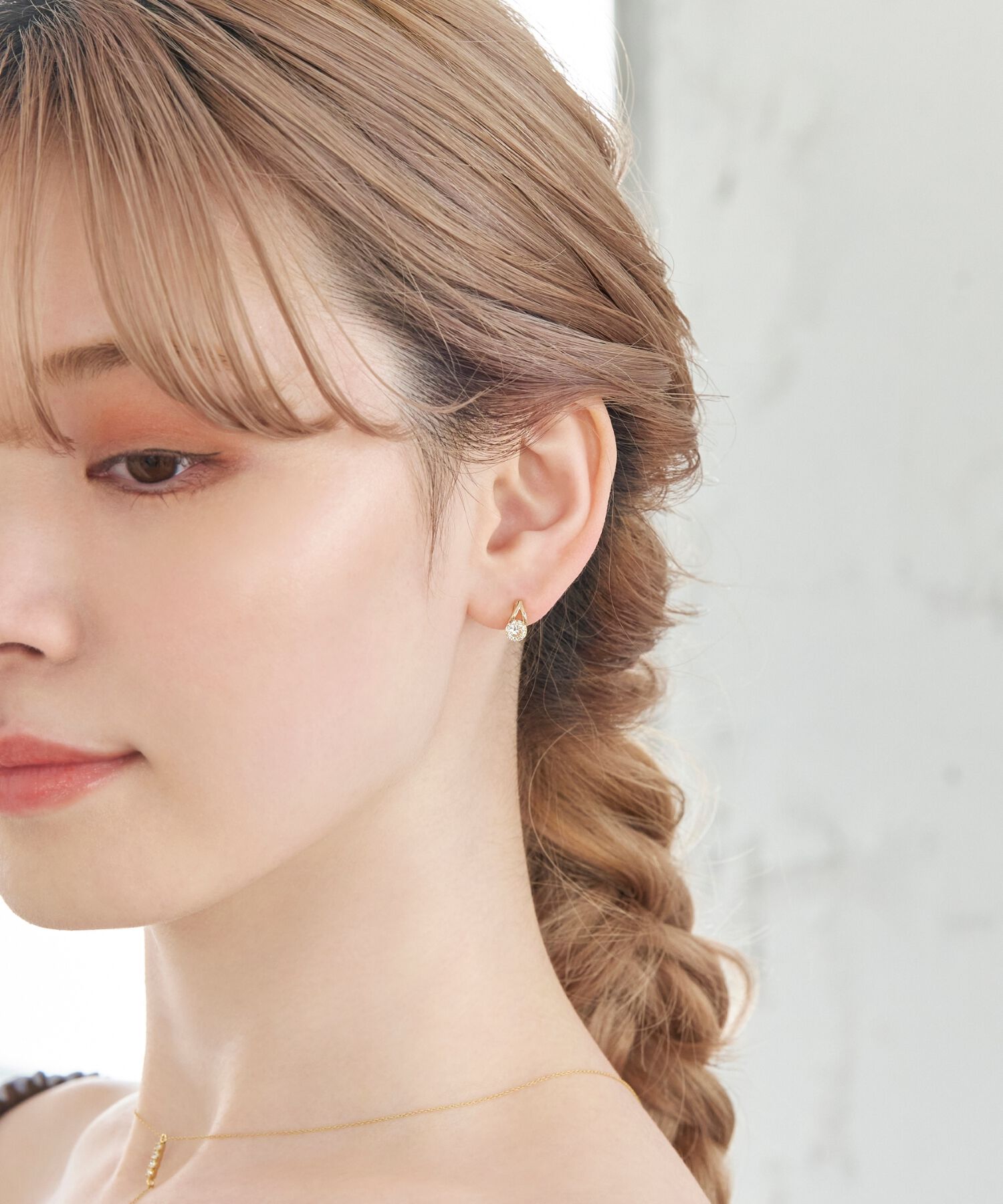 Phoebe「【金属アレルギー対応】【痛くないシリーズ】ルーセントビジューライトフィットイヤリング　ローズゴールド」|イヤリング|