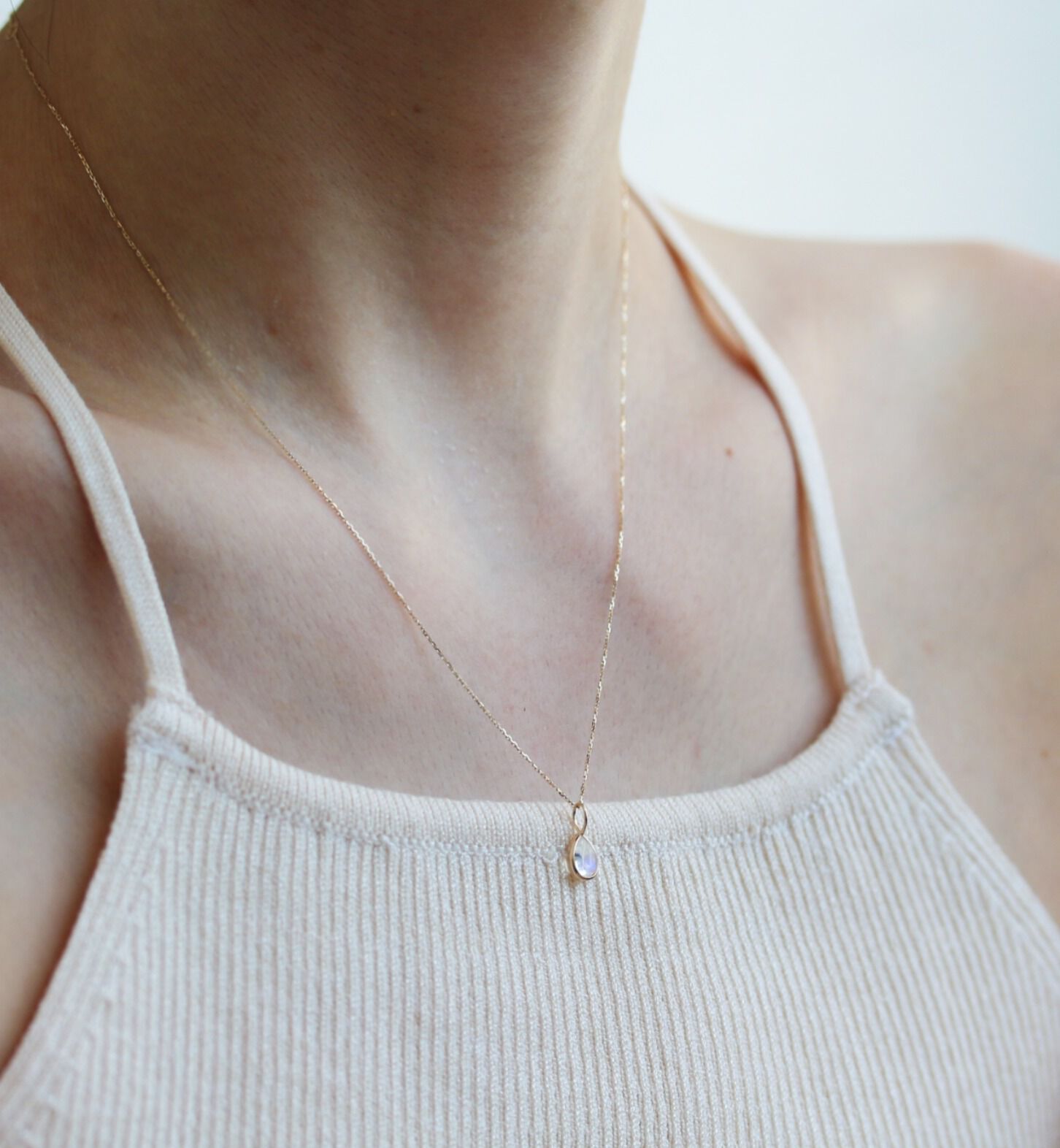  「K10YG ロイヤルブルームーンストーン チャーム」|その他|