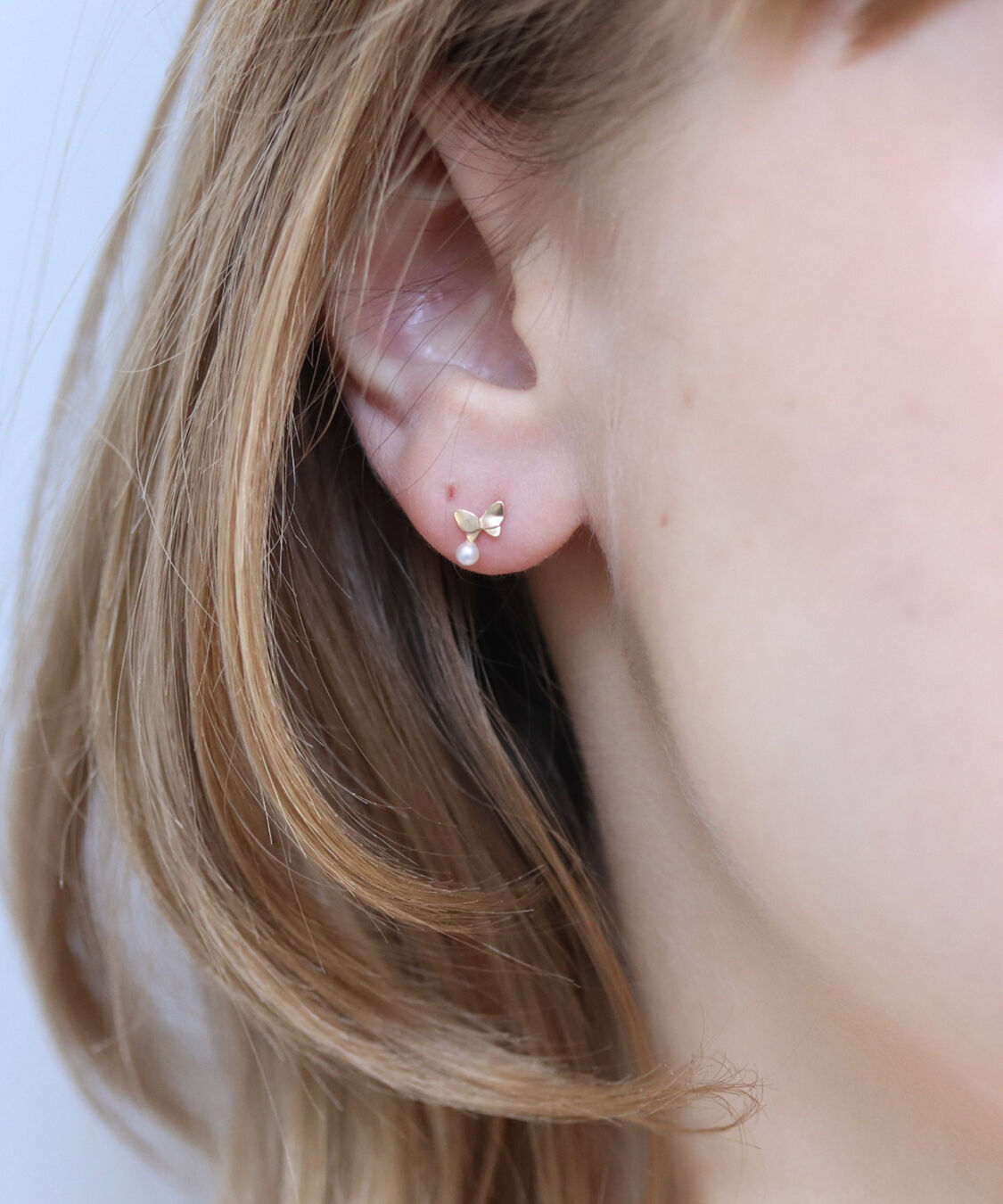  「パール バタフライ ピアス | K10YG  〈Web限定〉」|ピアス|