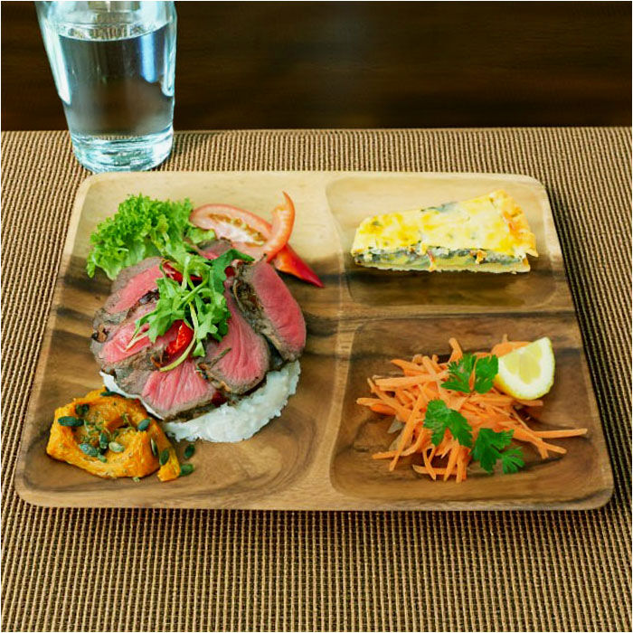BACKYARD FAMILY「ACACIA ウッドプレート 通販 ランチプレート 仕切り ワンプレート 木目」|食器・キッチングッズ|