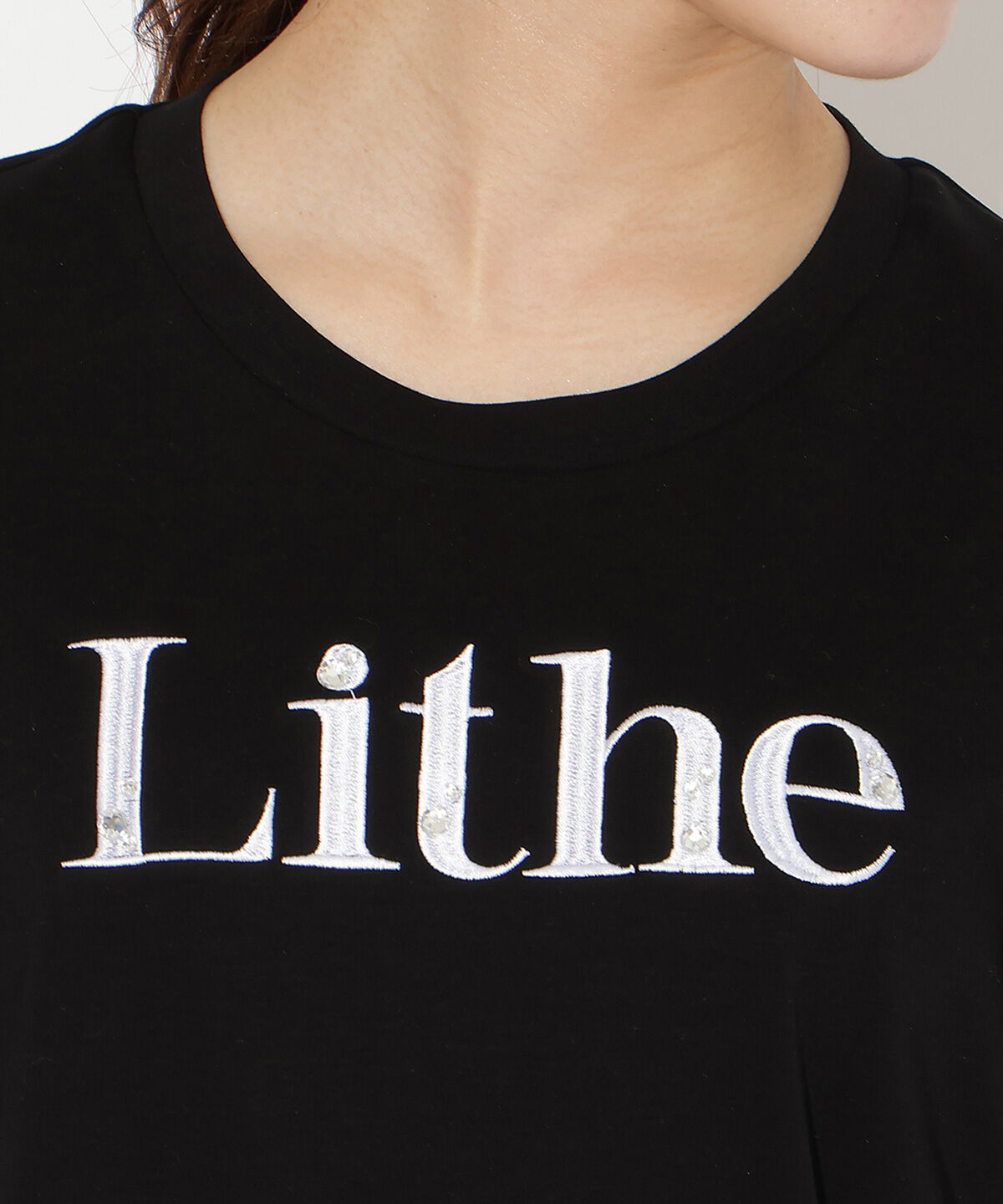 WILLSELECTION「ビジュー付き刺繍ロゴTシャツ」|Tシャツ・カットソー|