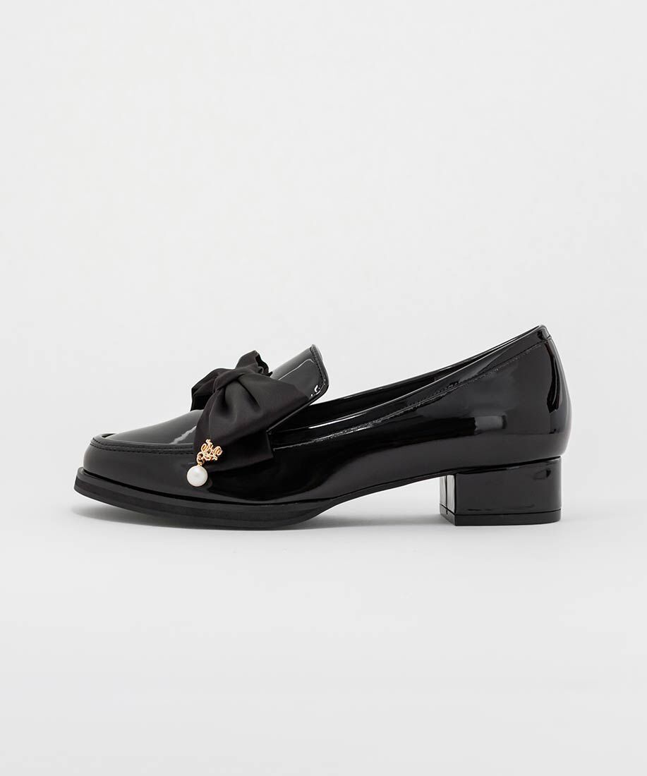  「パールチャームサテンリボンローファー」|ローファー|