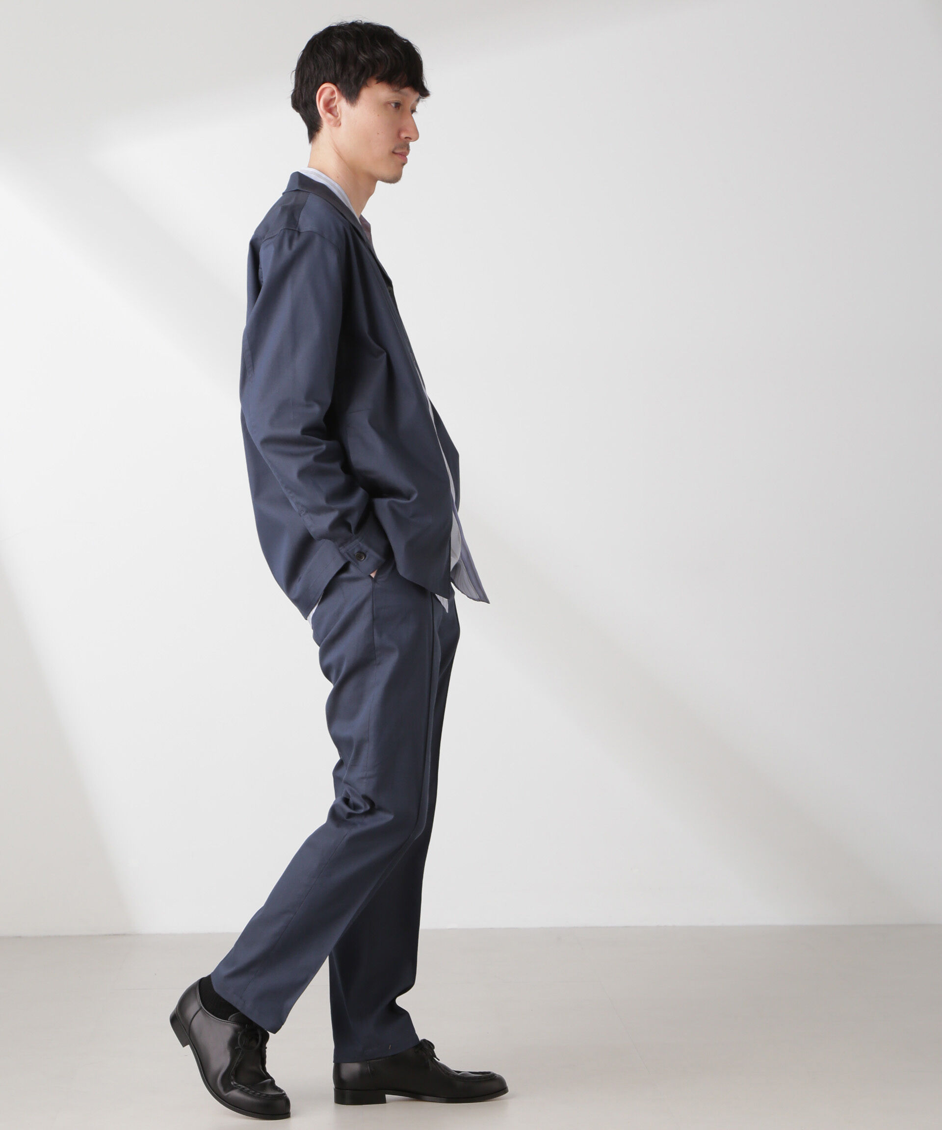 nano･universe「ソラーロライトストレッチテーパードイージーパンツ(セットアップ可)」|チノ|