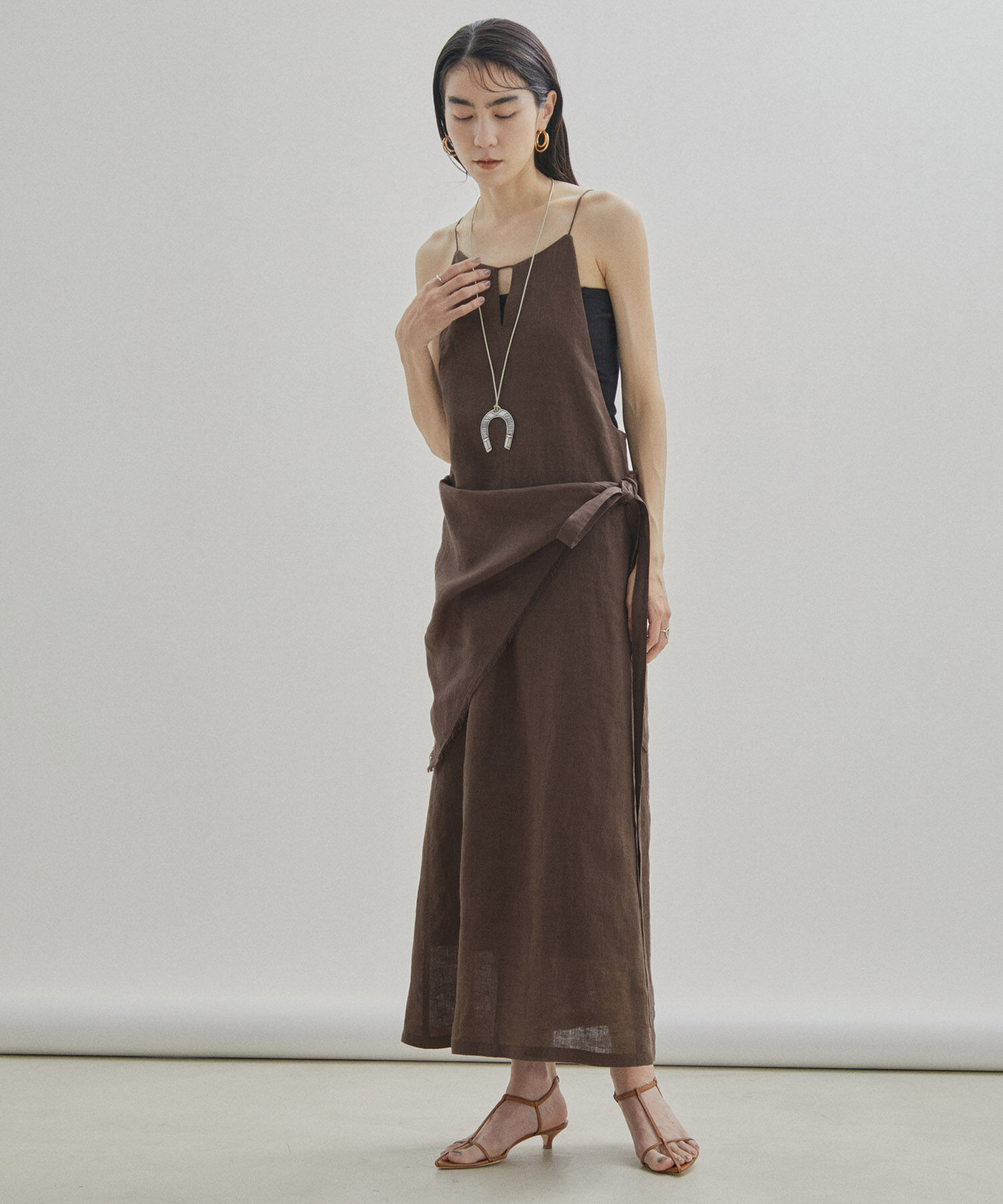 SALON adam et rope'「【洗える】ノルマンディリネンキャミワンピース/麻」|ワンピース|