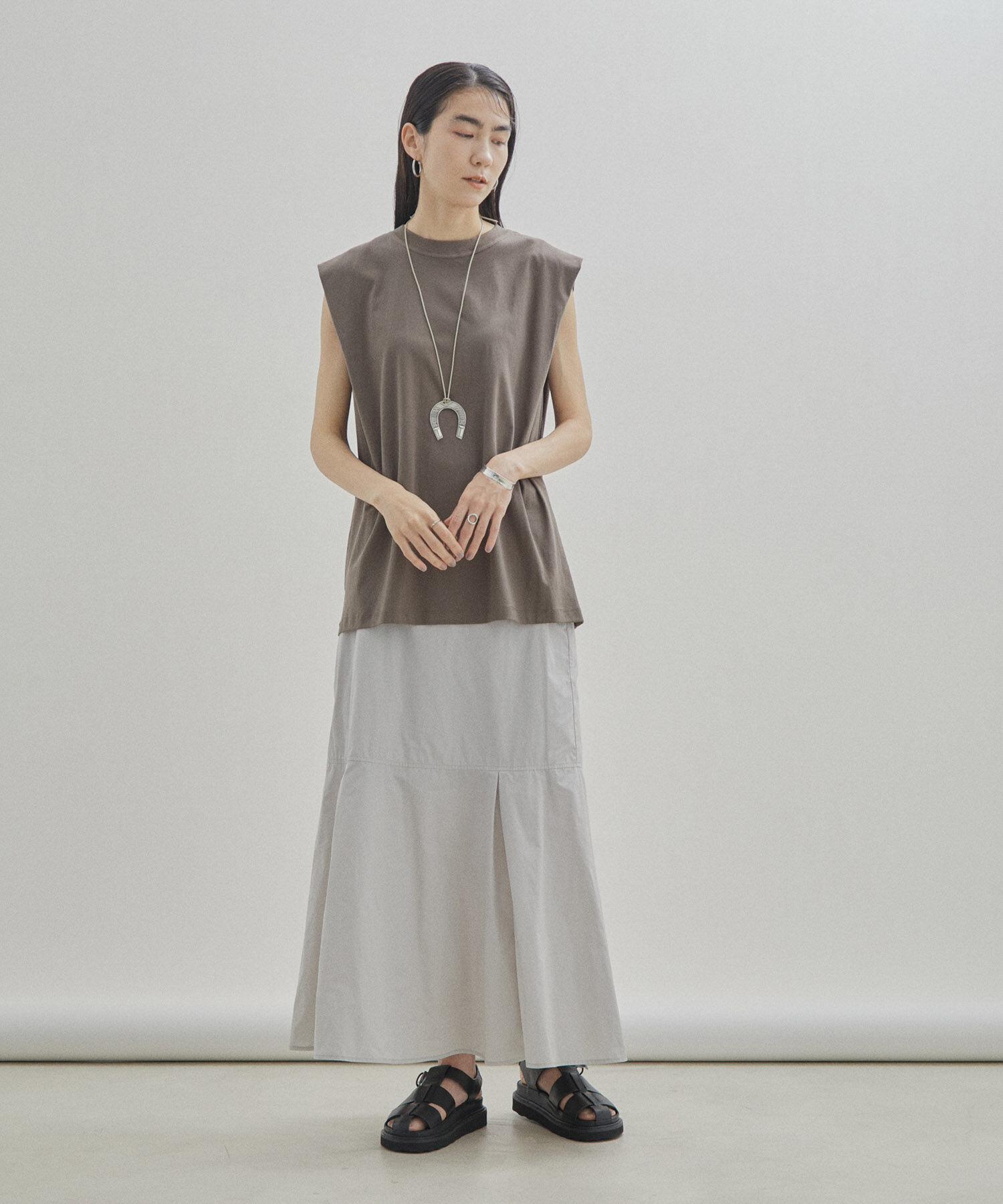 SALON adam et rope'「【UVケア・接触冷感・洗濯耐久】PRIMA VEIL コットンノースリーブTシャツ」|Tシャツ・カットソー|