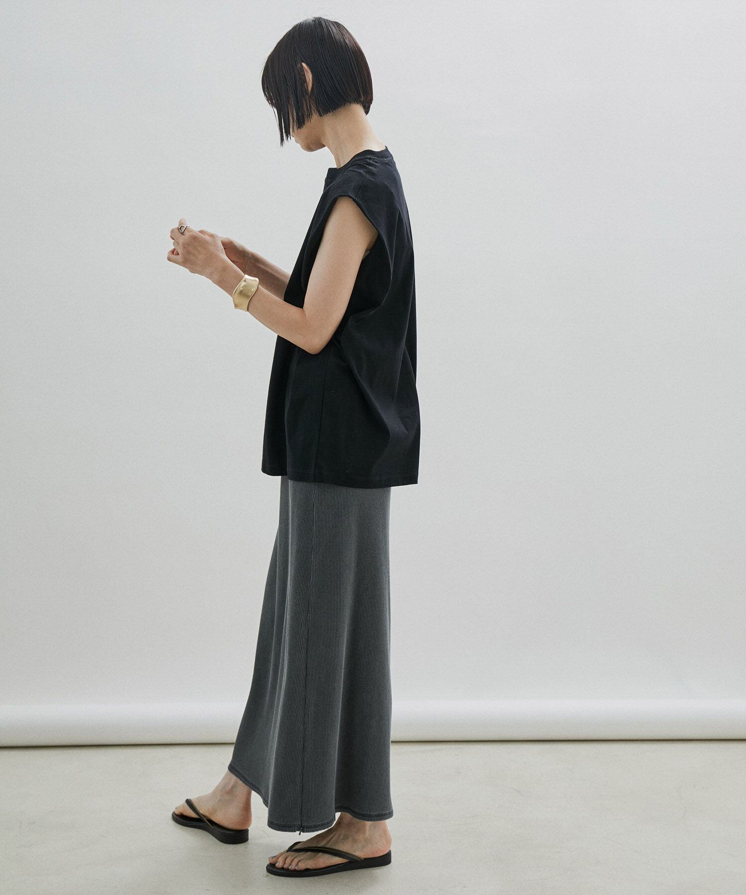 SALON adam et rope'「【UVケア・接触冷感・洗濯耐久】PRIMA VEIL コットンノースリーブTシャツ」|Tシャツ・カットソー|