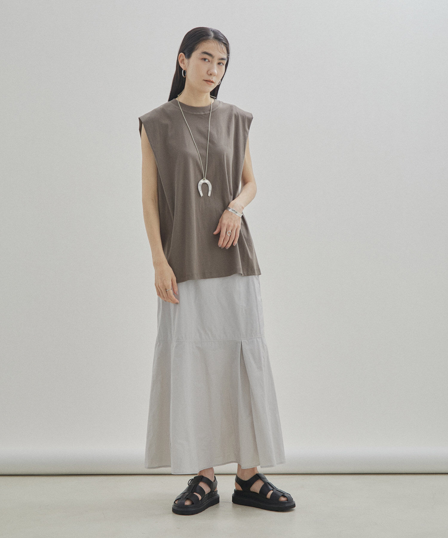 SALON adam et rope'「【UVケア・接触冷感・洗濯耐久】PRIMA VEIL コットンノースリーブTシャツ」|Tシャツ・カットソー|