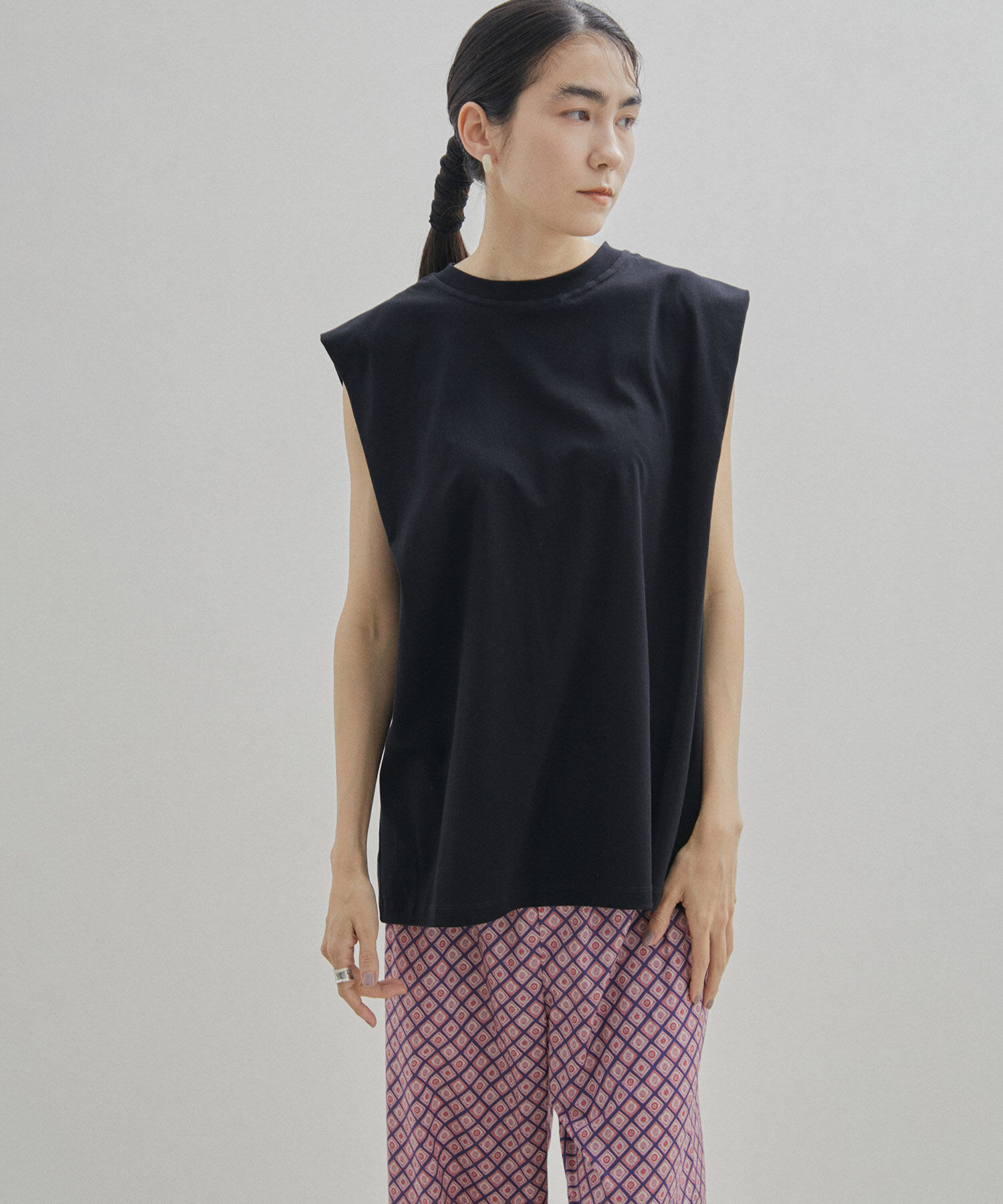 SALON adam et rope'「【UVケア・接触冷感・洗濯耐久】PRIMA VEIL コットンノースリーブTシャツ」|Tシャツ・カットソー|