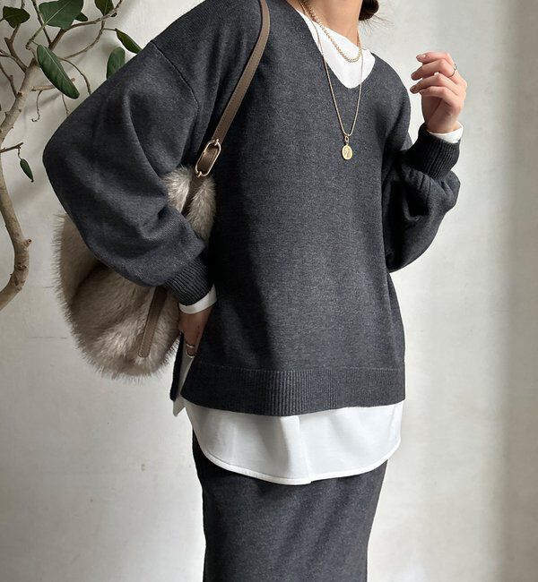  「【WEB限定】サイドスリットプルオーバー」|ニット・セーター|チャコールグレー