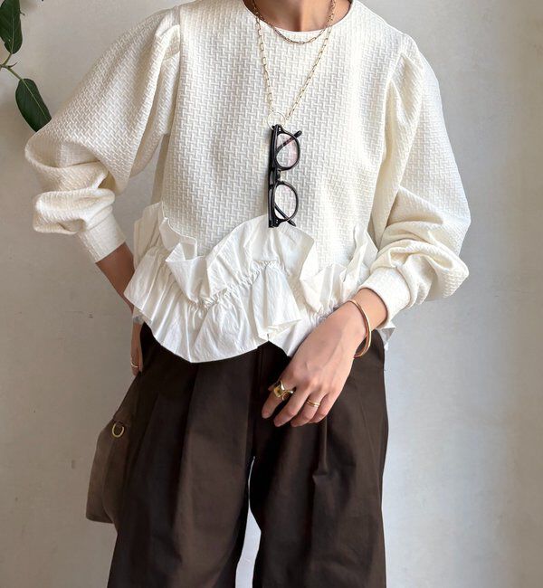  「【WEB限定】フクレジャガード裾フリルトップス」|Tシャツ・カットソー|オフホワイト