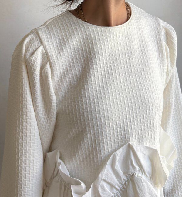  「【WEB限定】フクレジャガード裾フリルトップス」|Tシャツ・カットソー|