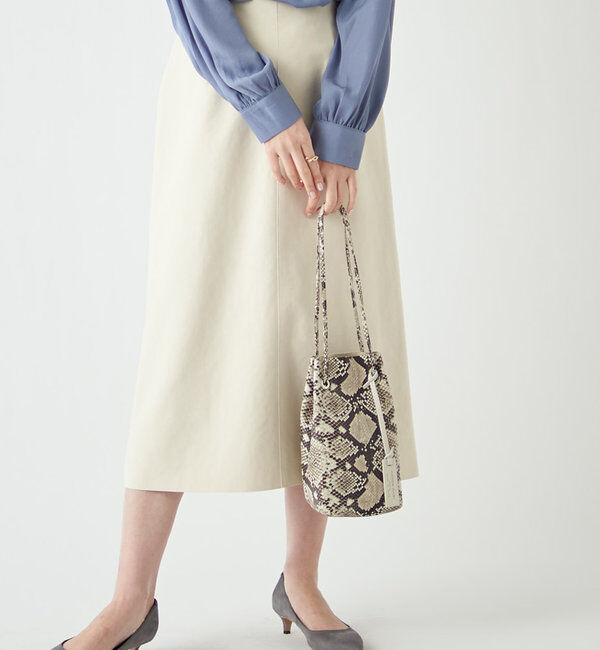  「【《定番人気アイテム》手洗い可】エコスウェードセミストレートスカート」|スカート|アイボリー