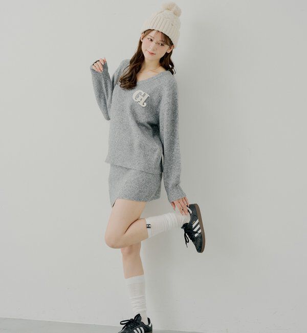  「【セットアップ対応】胸ロゴVネックルーズニット」|ニット・セーター|