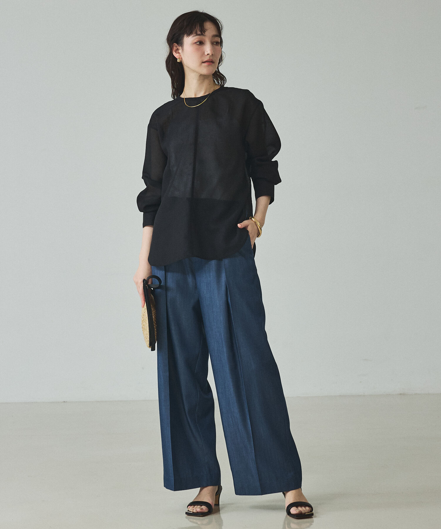 qualite「【大人の程よい透け感】シアーTブラウス」|シャツ・ブラウス|