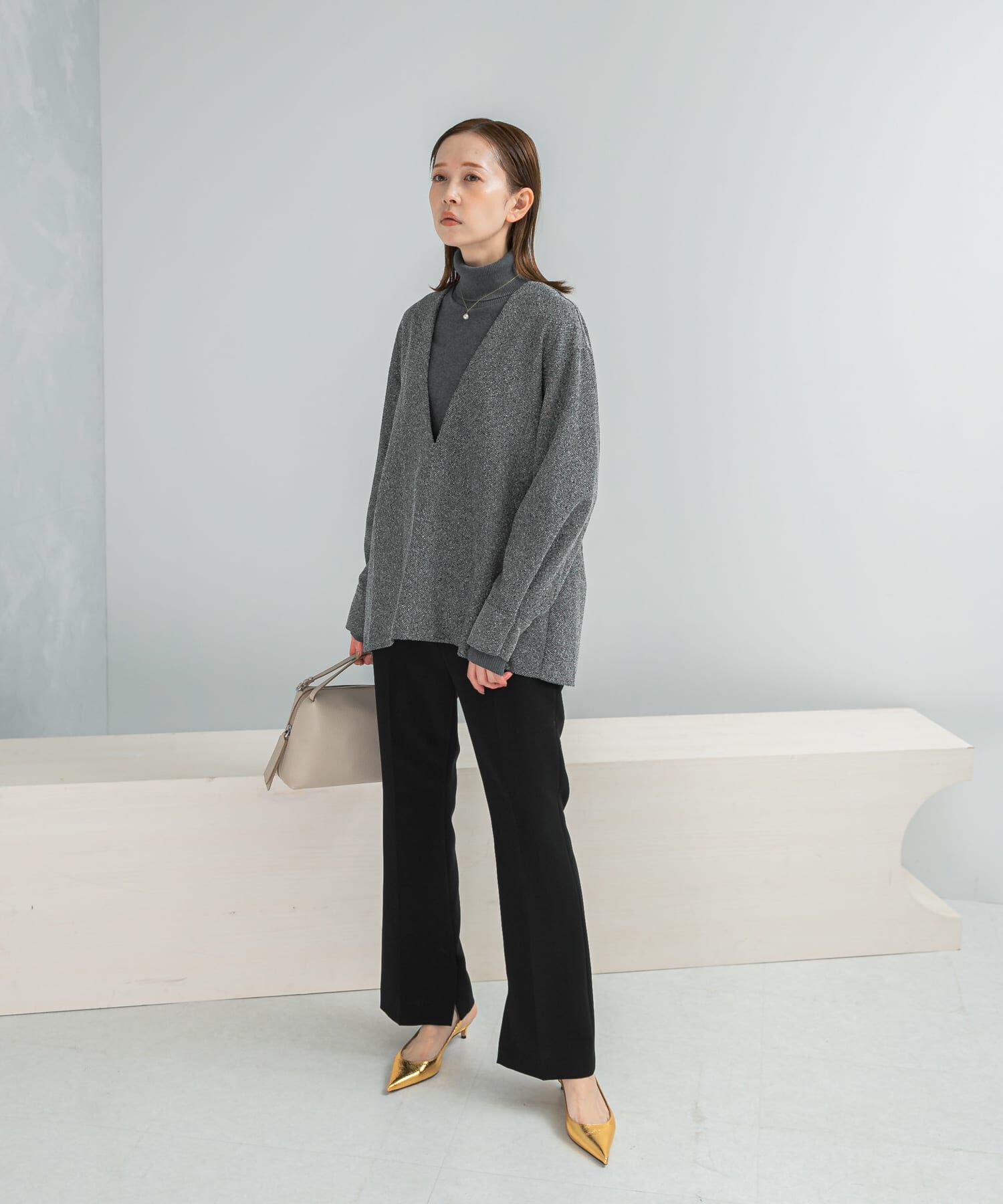 URBAN RESEARCH ROSSO「ツイード深Vネックプルオーバー」|シャツ・ブラウス|