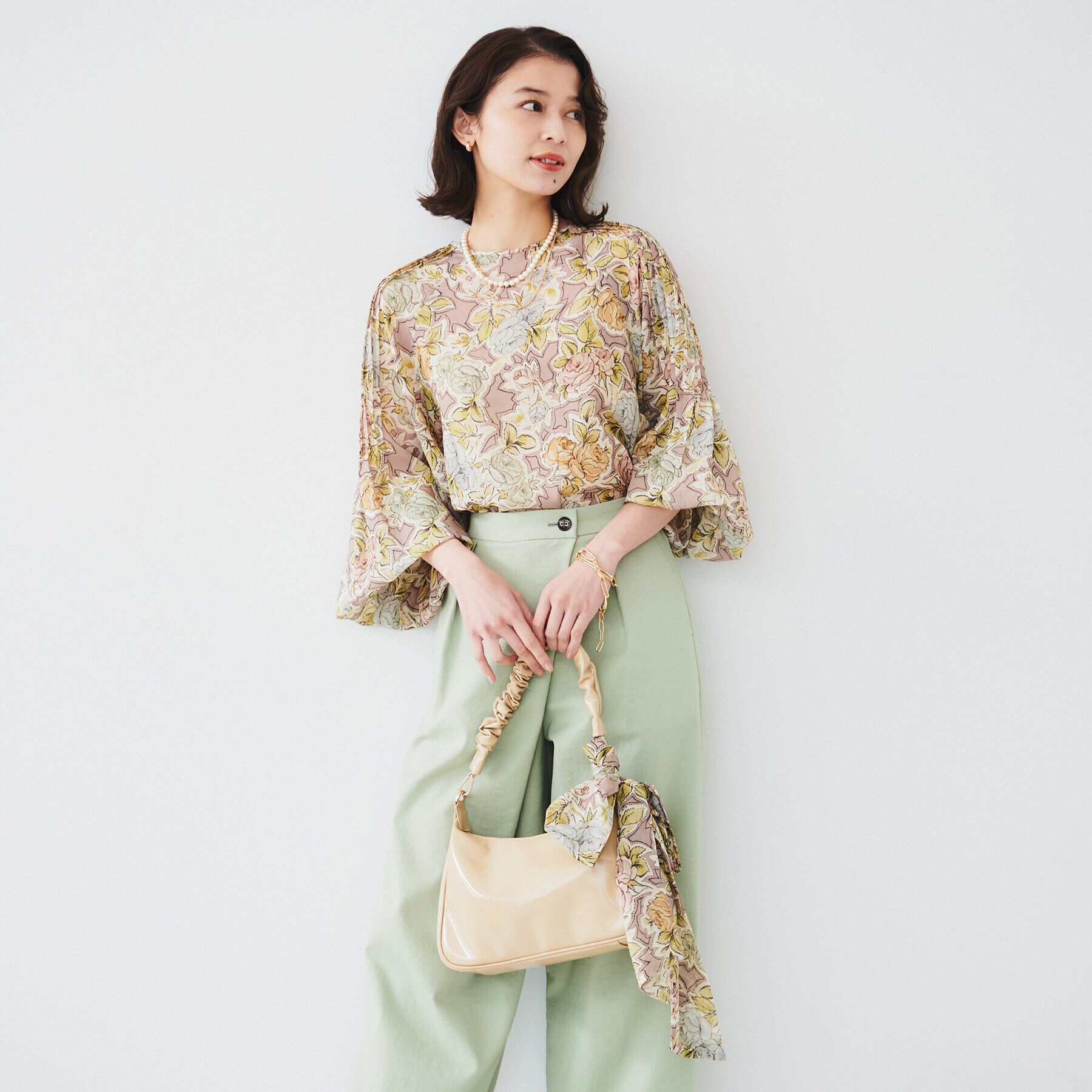 UNTITLED「【セットアップ可能】オールドフラワー プリントブラウス」|シャツ・ブラウス|