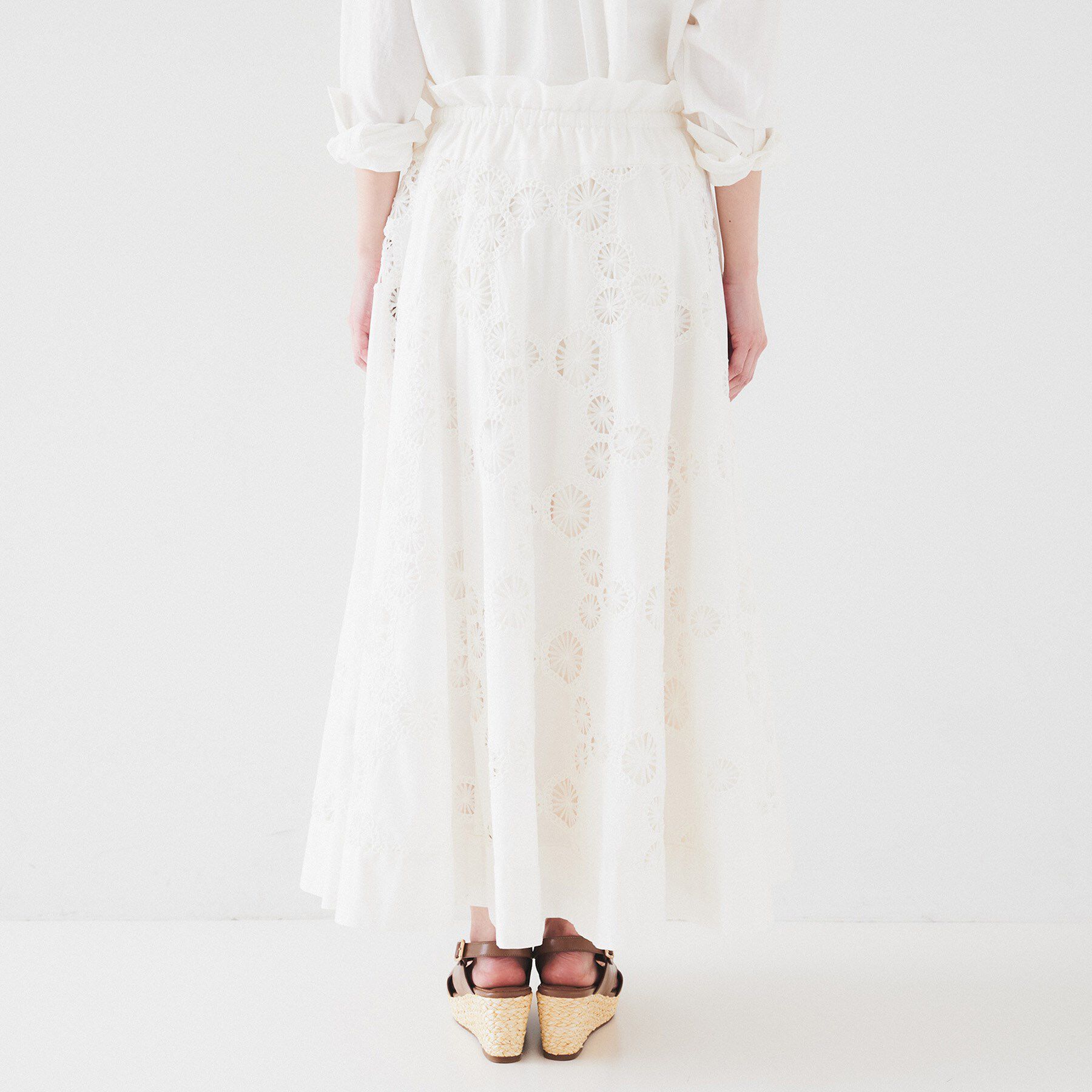 UNTITLED「【トレンド／刺繍レース】サークルモチーフ コットンスカート」|スカート|