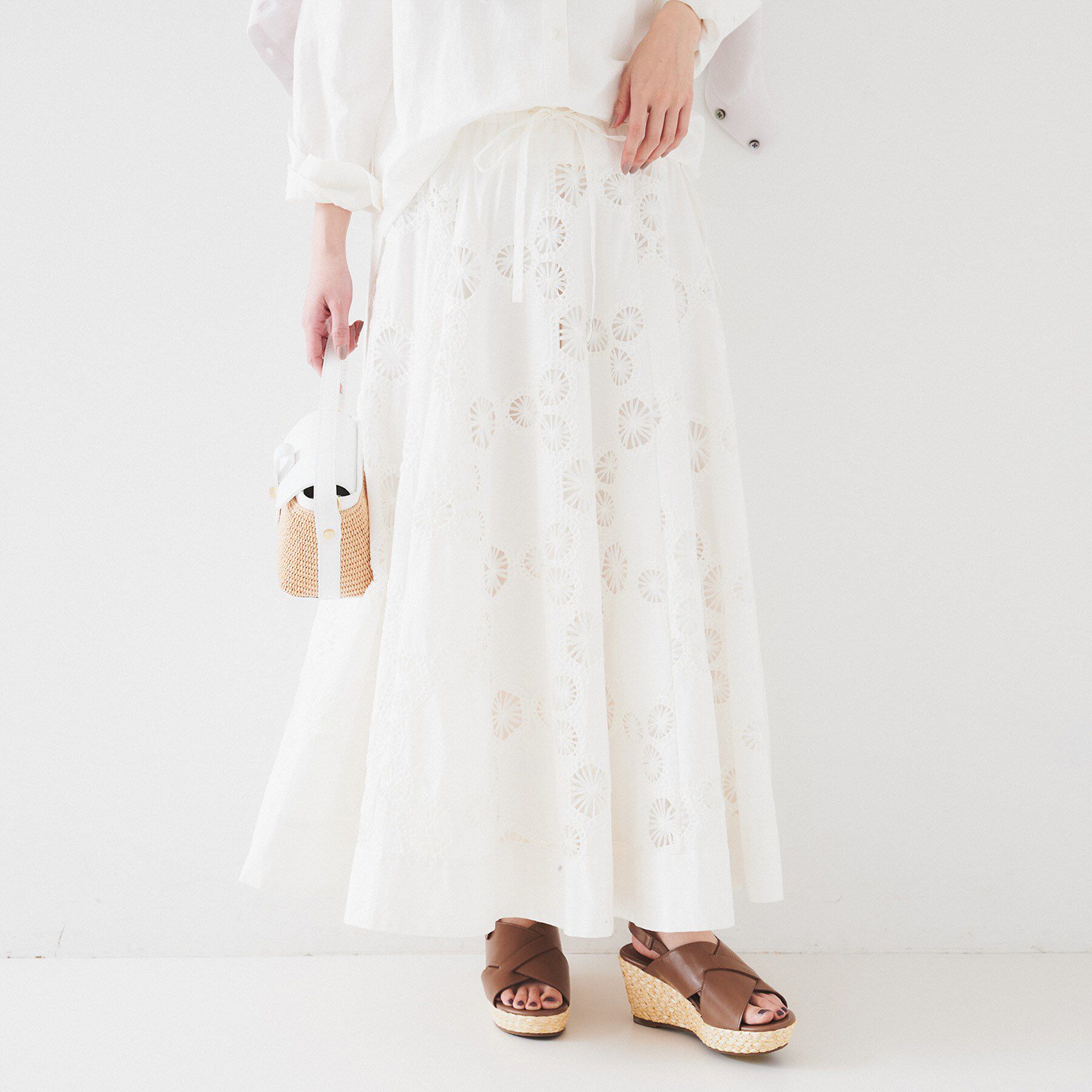 UNTITLED「【トレンド／刺繍レース】サークルモチーフ コットンスカート」|スカート|