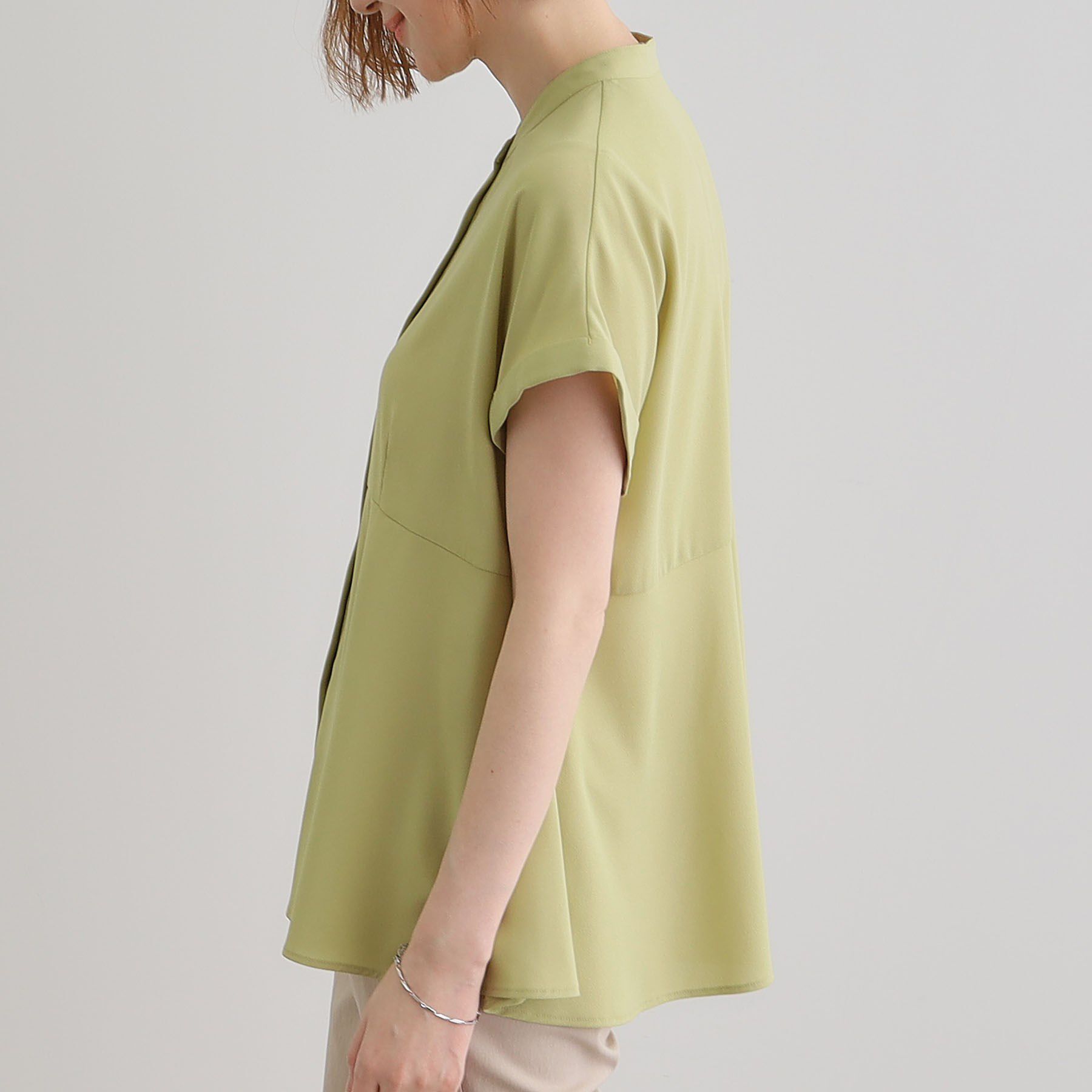 grove「きちんと感もこなれ感も1枚で叶う　優秀ペプラムシャツブラウス」|シャツ・ブラウス|